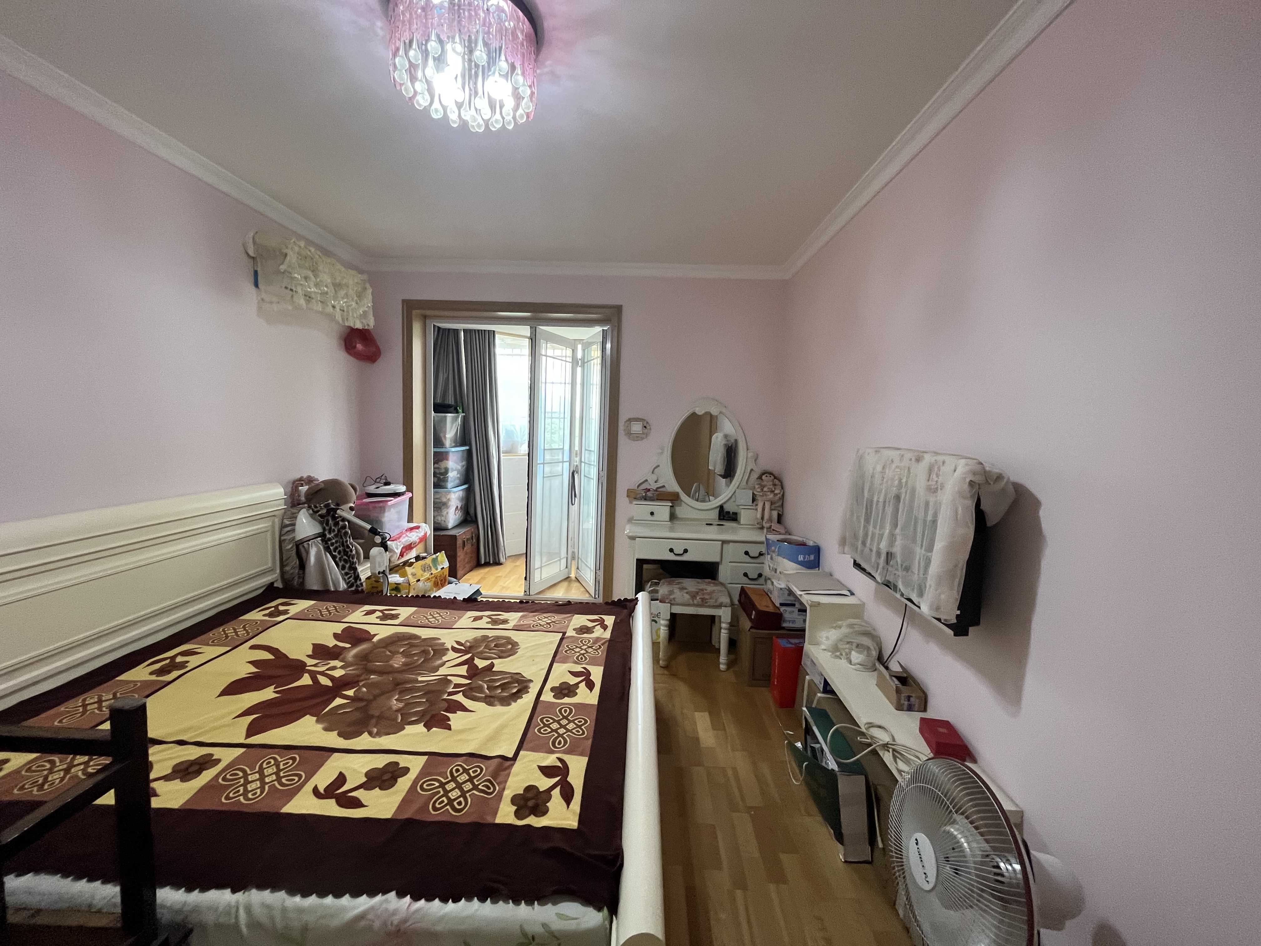 天都花苑 3室2厅2卫 144.40m&sup2;