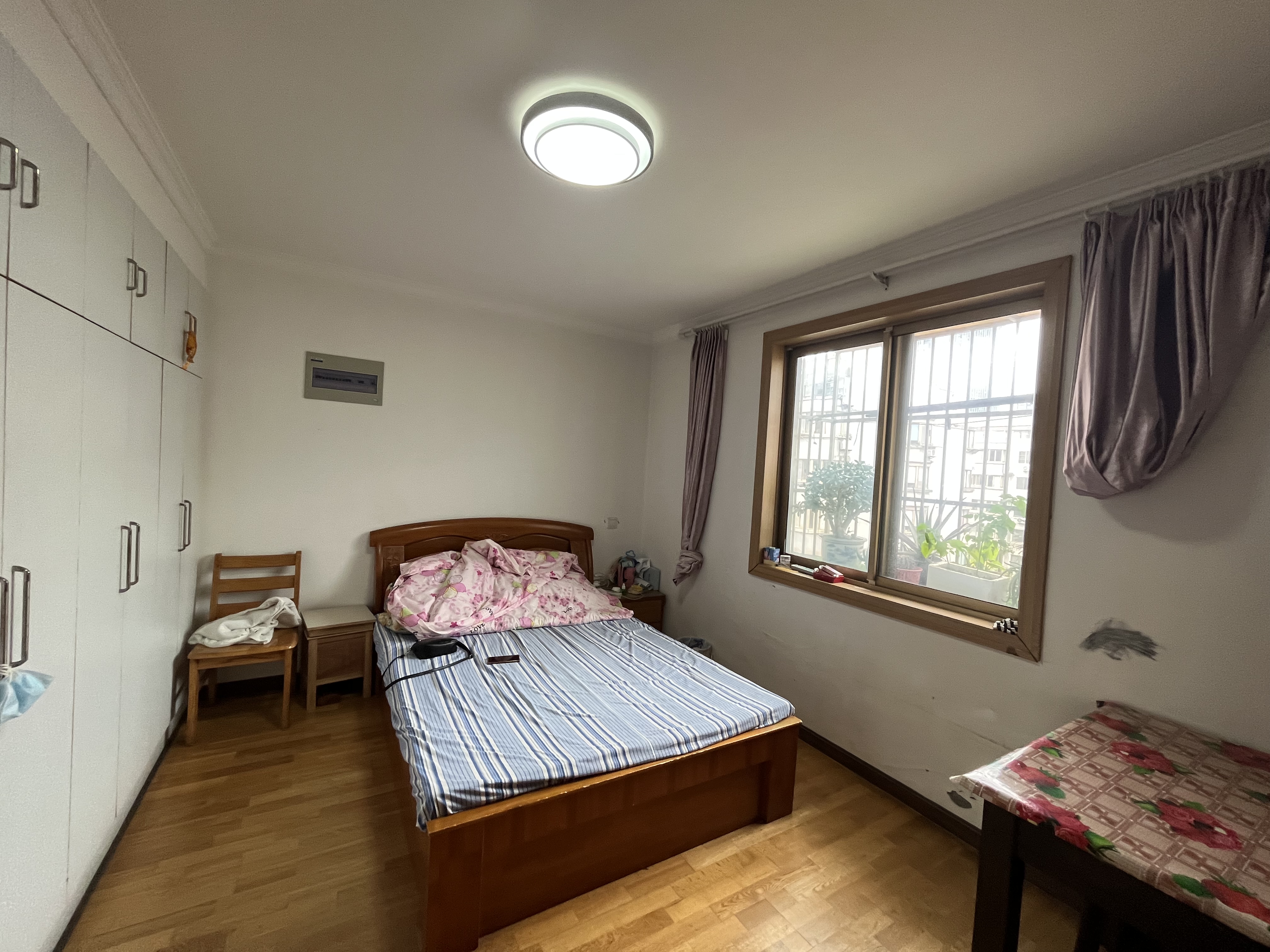 天都花苑 3室2厅2卫 144.40m&sup2;