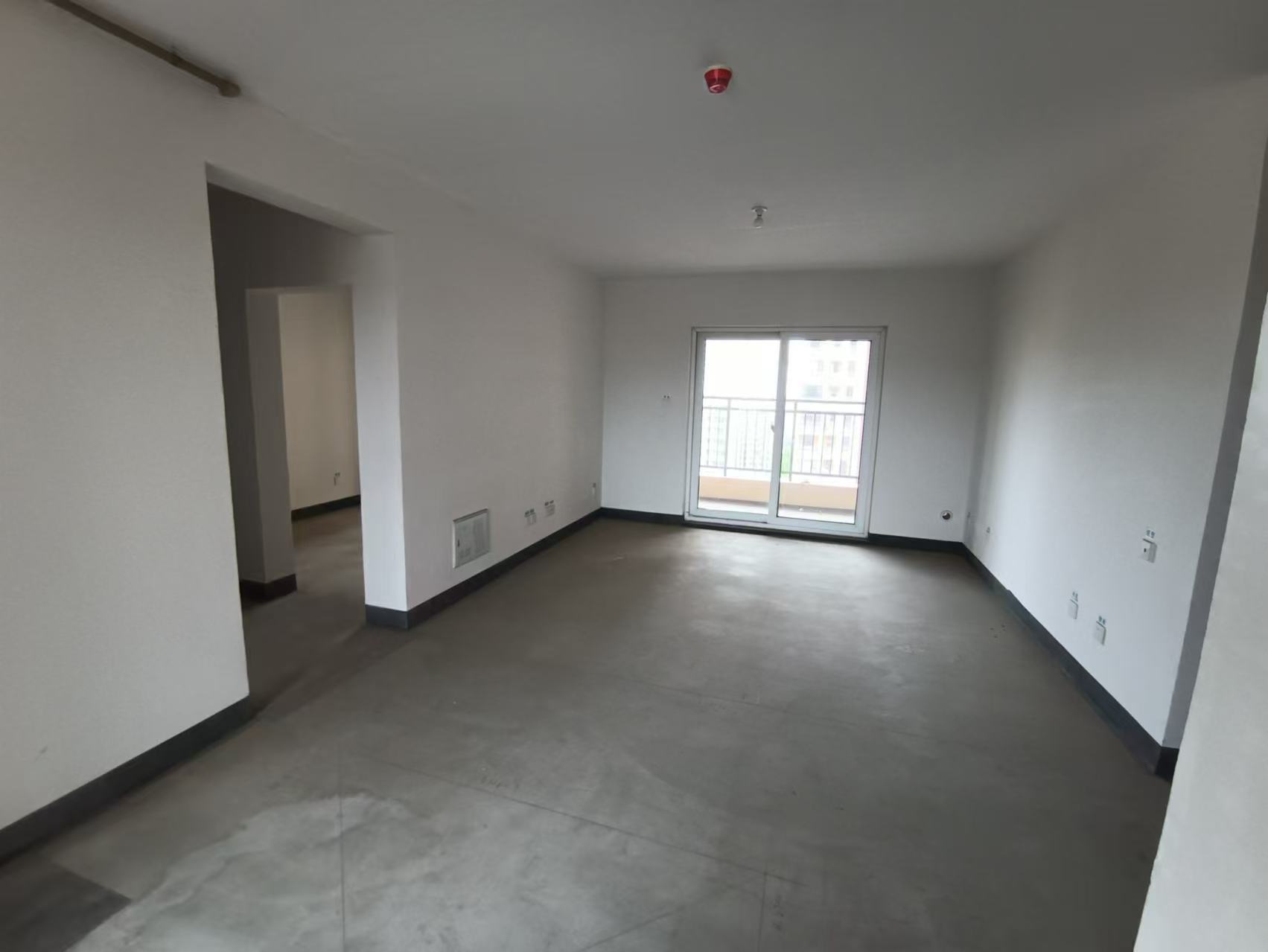 世茂新界 3室2厅2卫 122.88m²