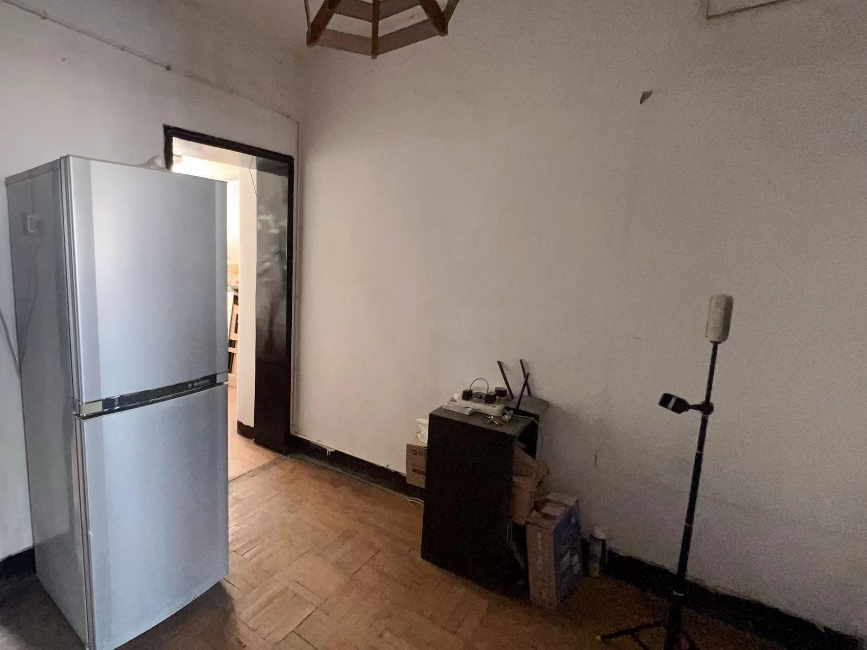 北郭北村 3室1厅1卫 74.00m²