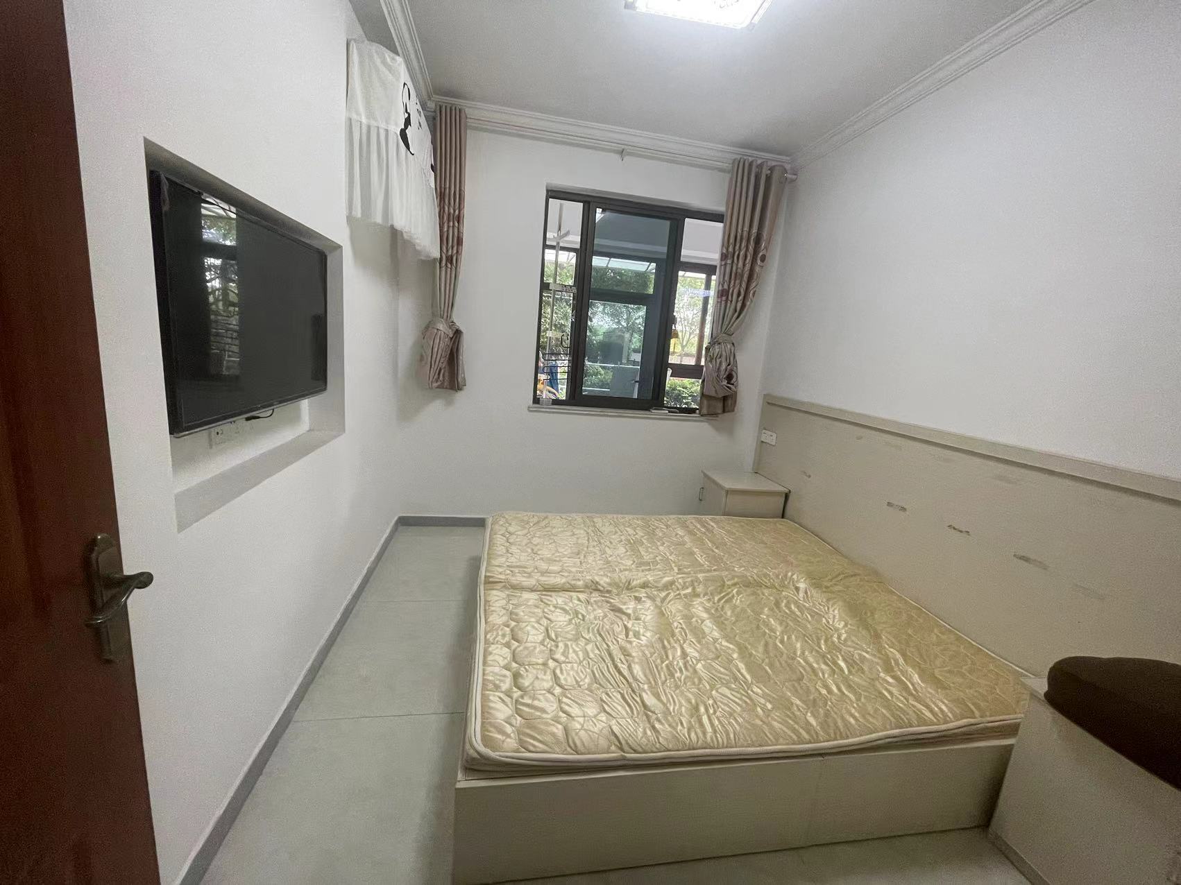 万濠星城 2室2厅1卫 90m&sup2;