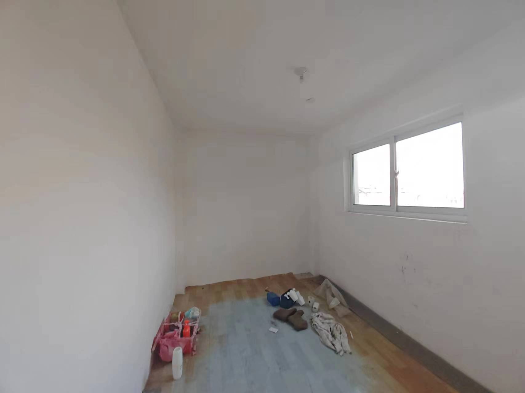军山花园 5室2厅3卫 219.54m&sup2;