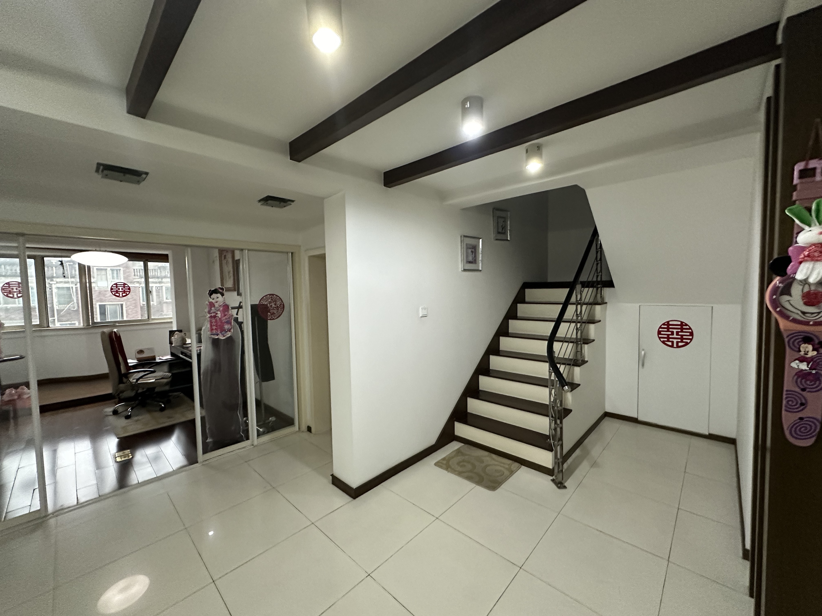 前景花苑 5室2厅2卫 230m&sup2;