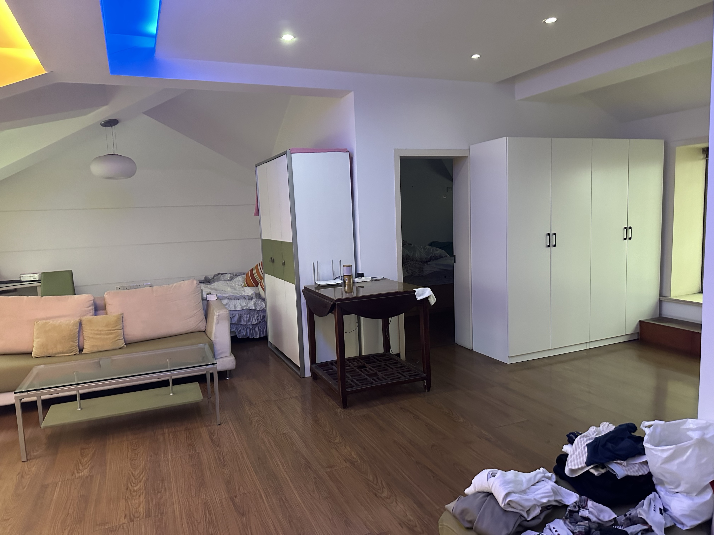 前景花苑 5室2厅2卫 230m&sup2;