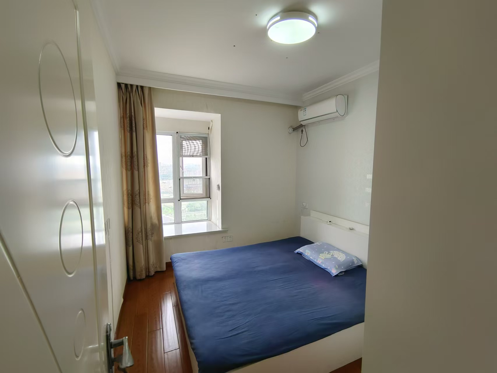 中海碧林湾 3室2厅1卫 97m&sup2;