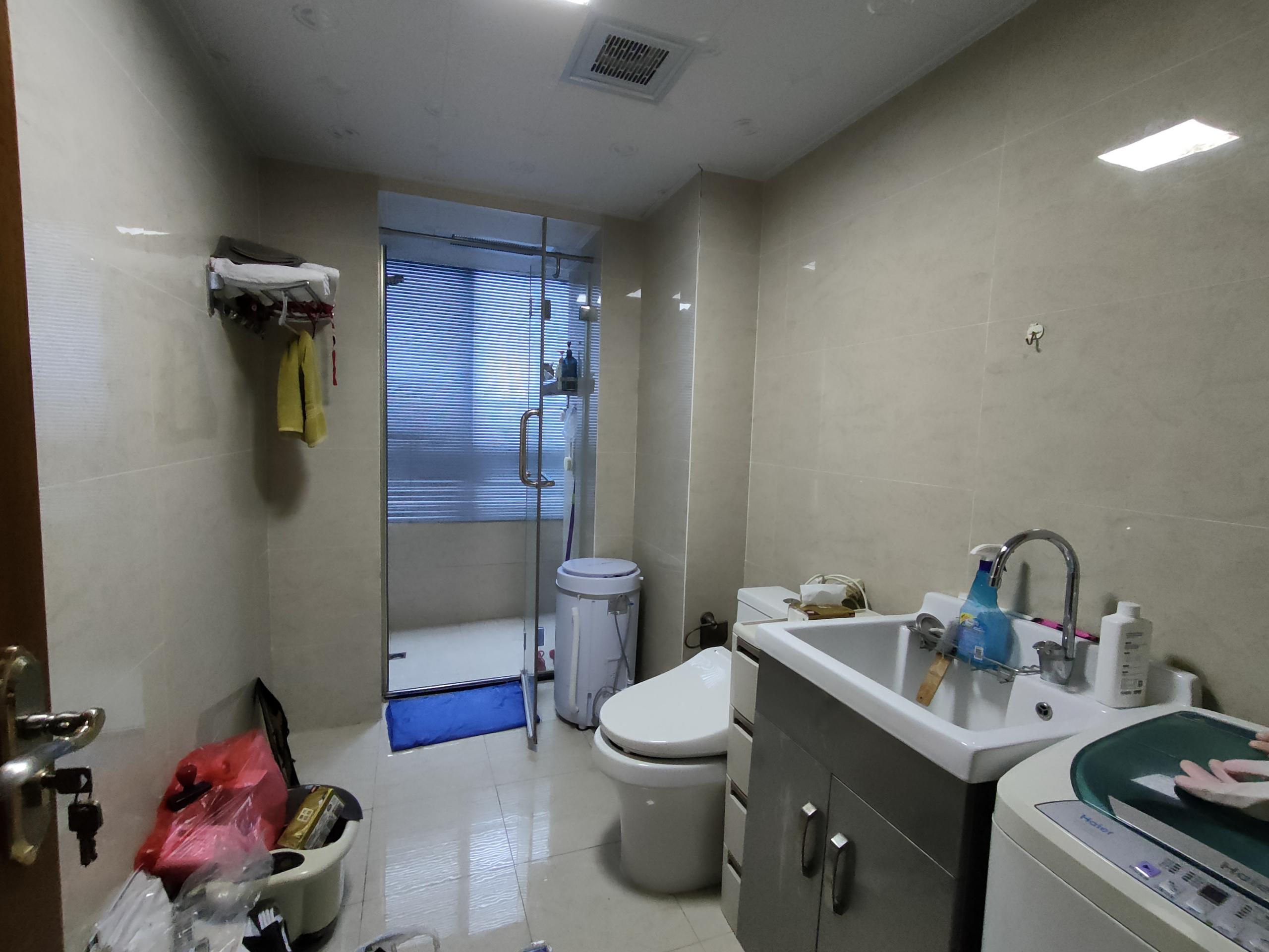 玖珑城 3室2厅1卫 175m&sup2;