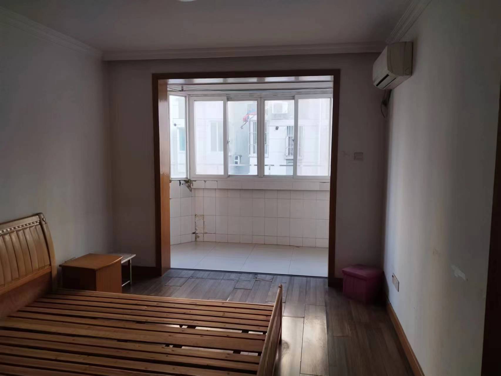万象东园 2室1厅1卫 65.2m&sup2;