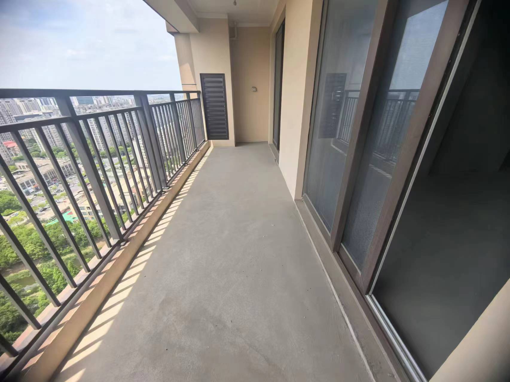 佳源都市 3室2厅1卫 108m&sup2;