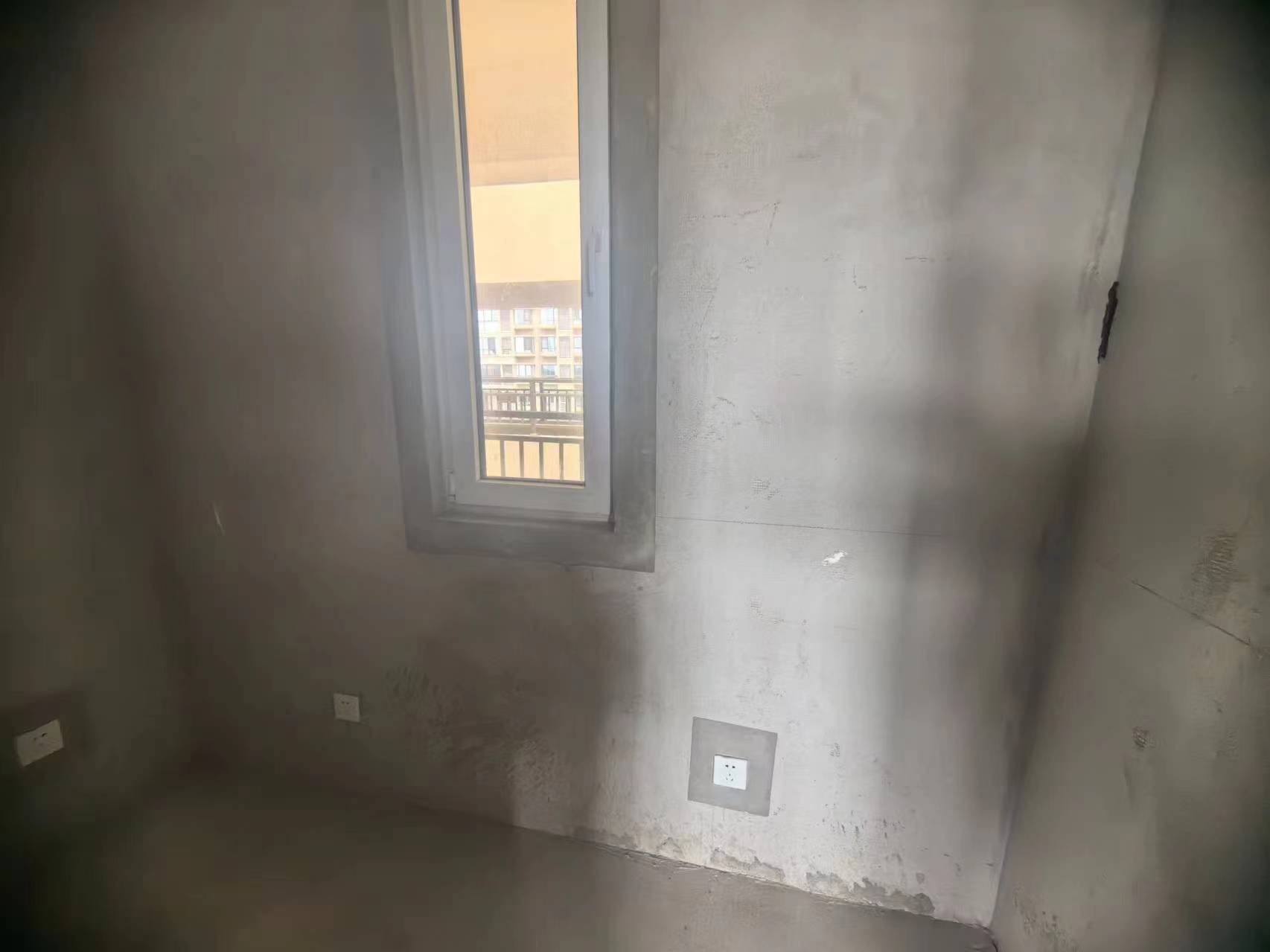佳源都市 3室2厅1卫 108m&sup2;