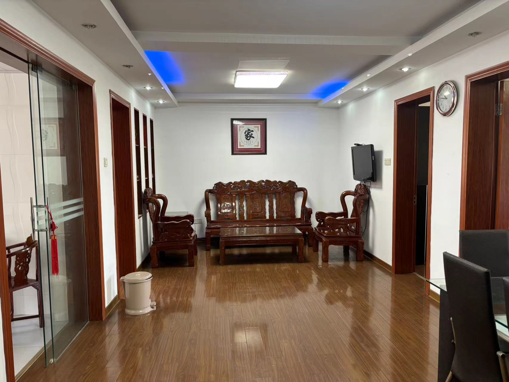 虹桥新苑 3室2厅1卫 105.5m²