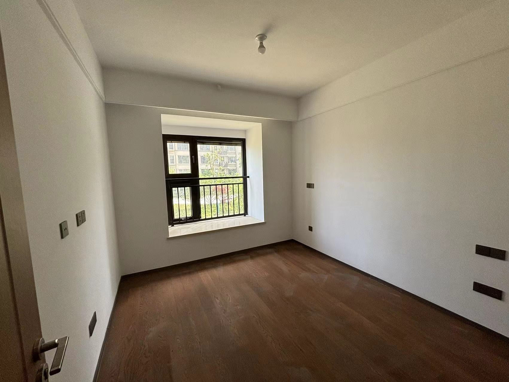 春风南岸东园 3室2厅1卫 96.00m&sup2;