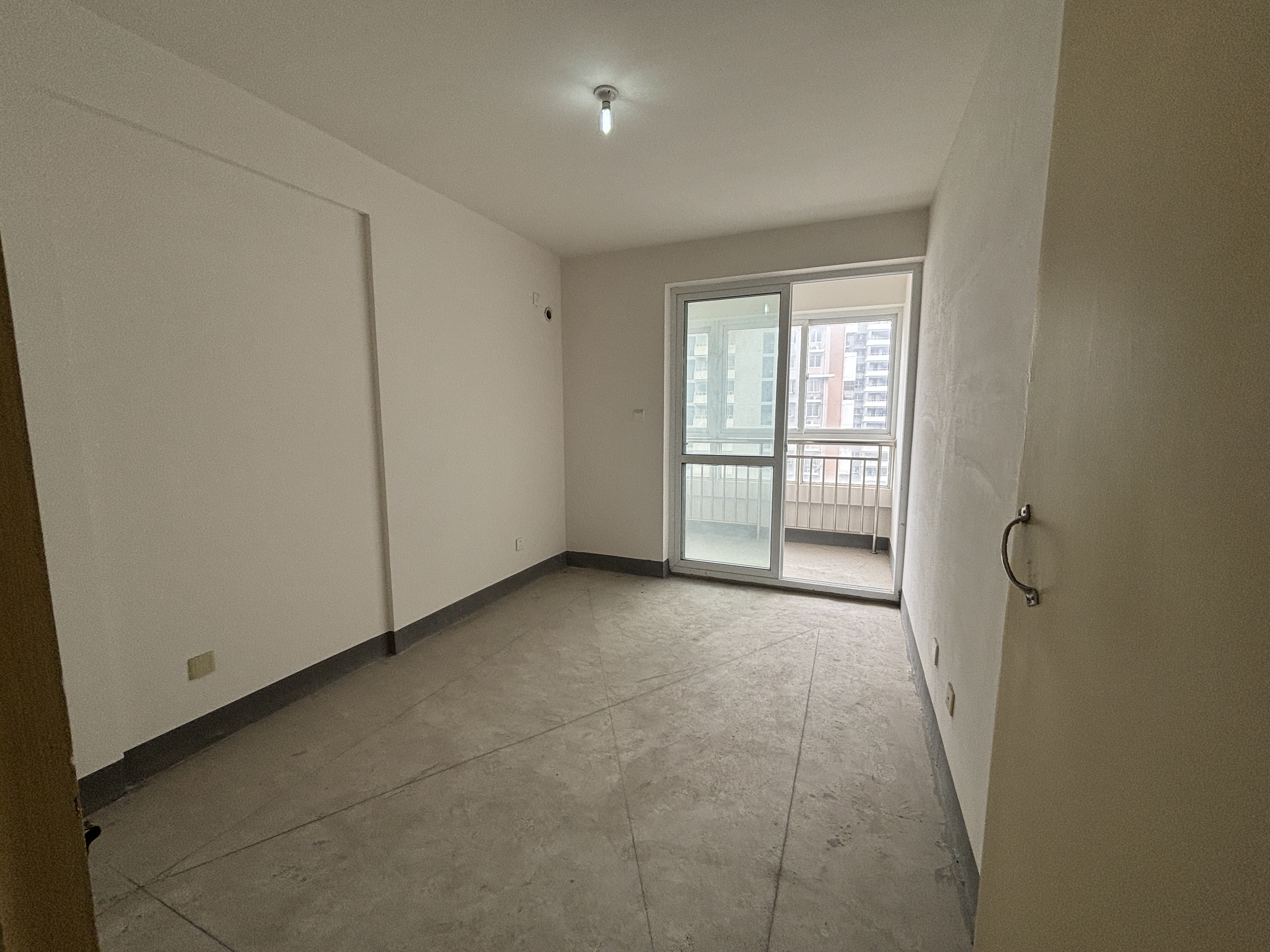 惠泽苑 2室1厅1卫 84m&sup2;