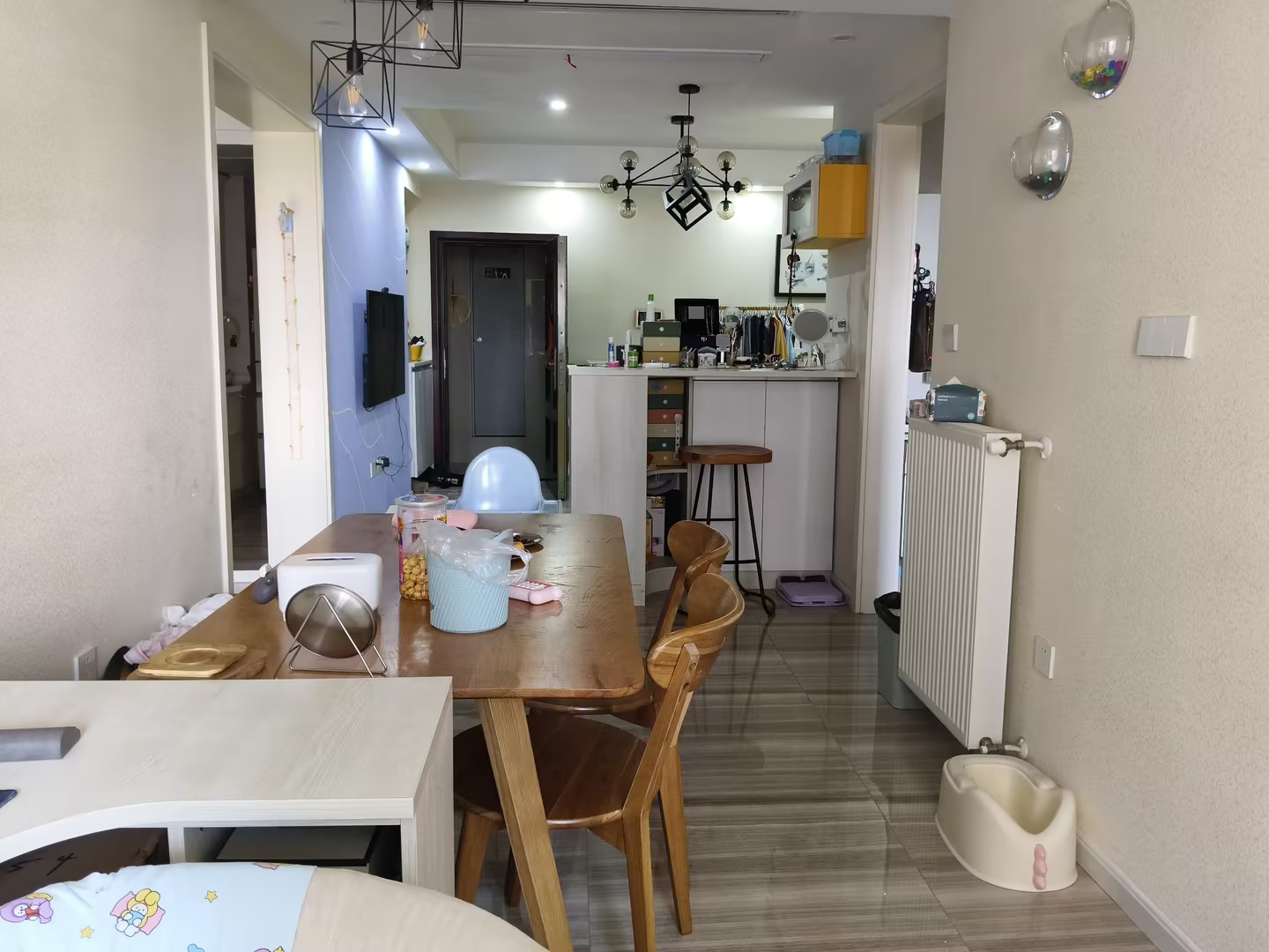 华强城 3室2厅1卫 86.69m²