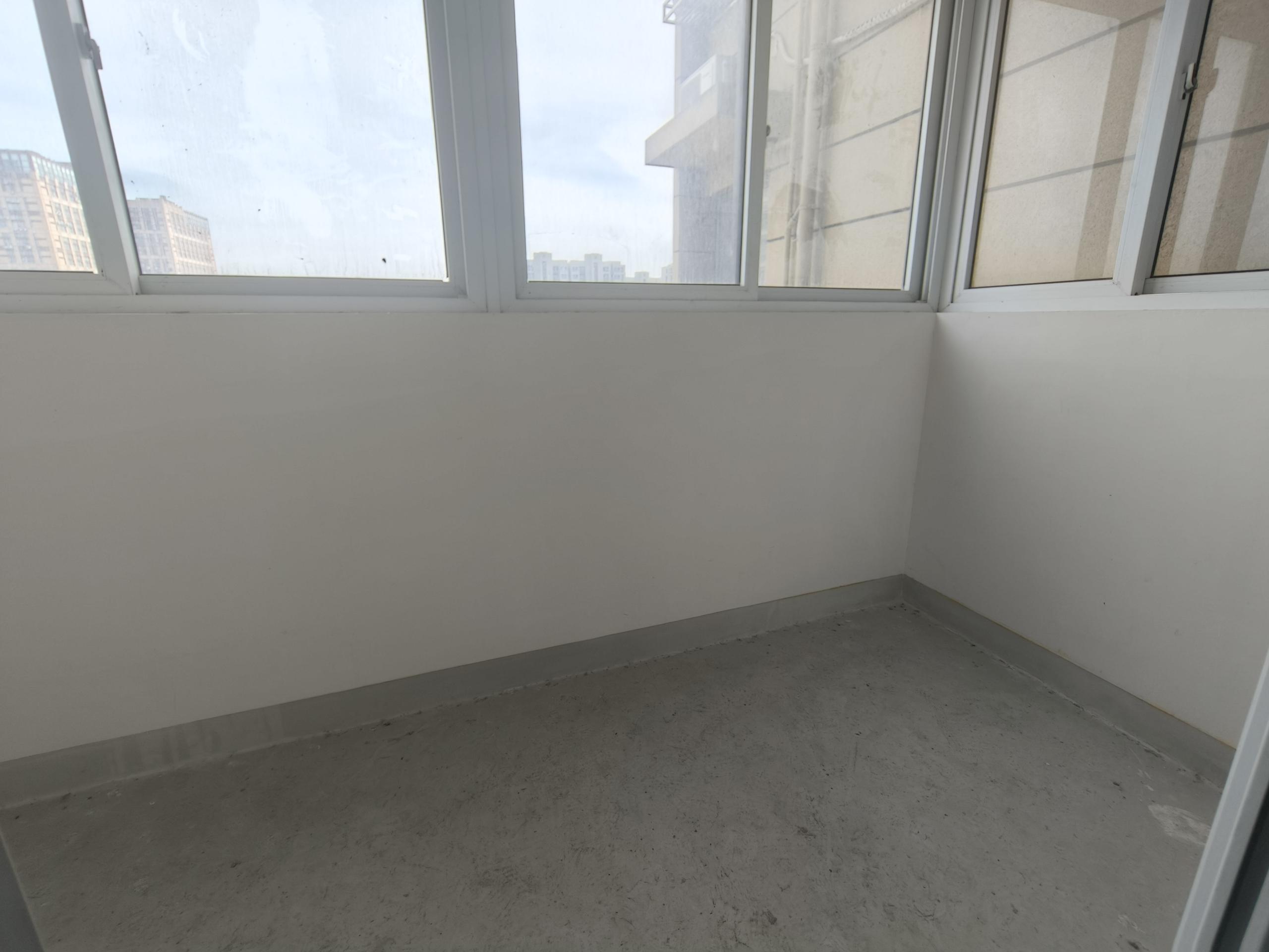 三里墩花苑 3室2厅2卫 137m&sup2;