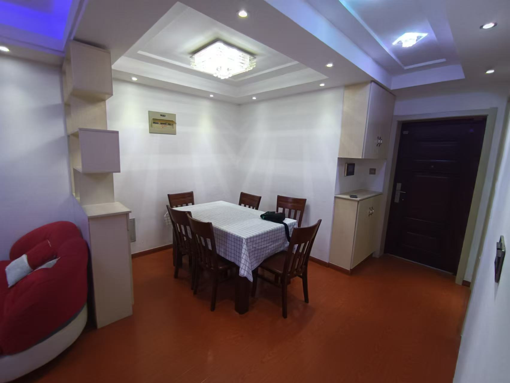 中港翡翠城 2室2厅1卫 89m²