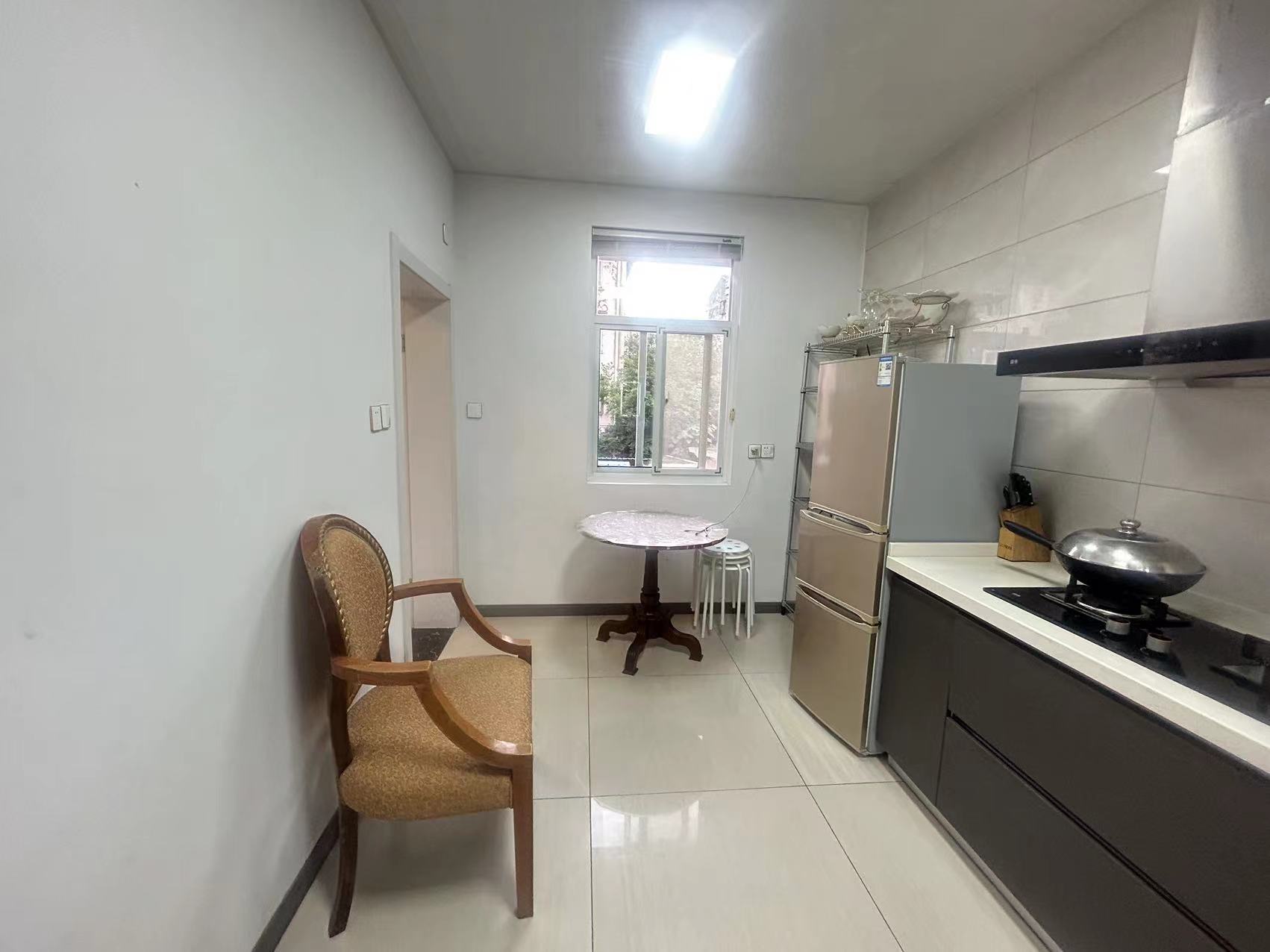 解放新村 2室1厅1卫 38.03m²