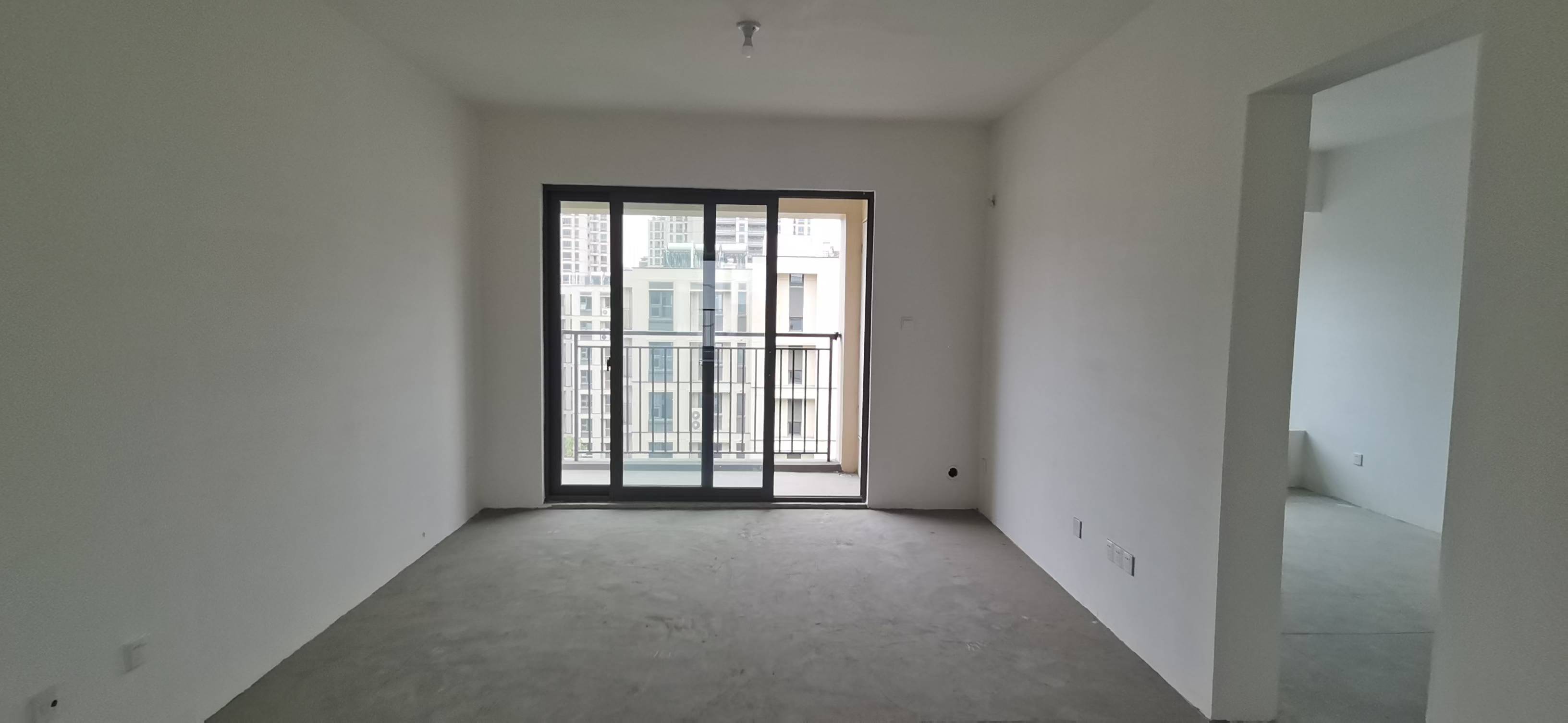 卓越悦宸 4室2厅2卫 124m²