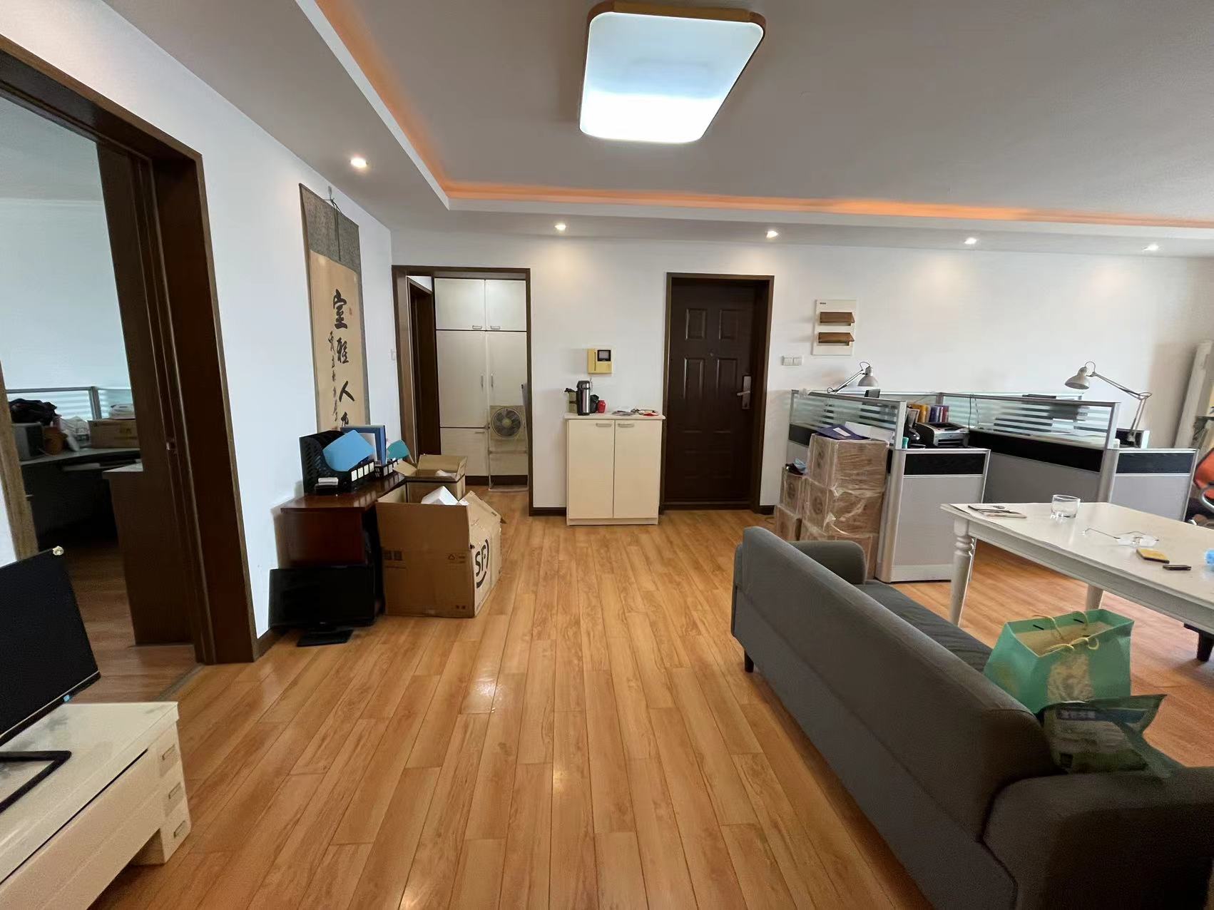 佳利秀水公寓 3室2厅2卫 186m&sup2;