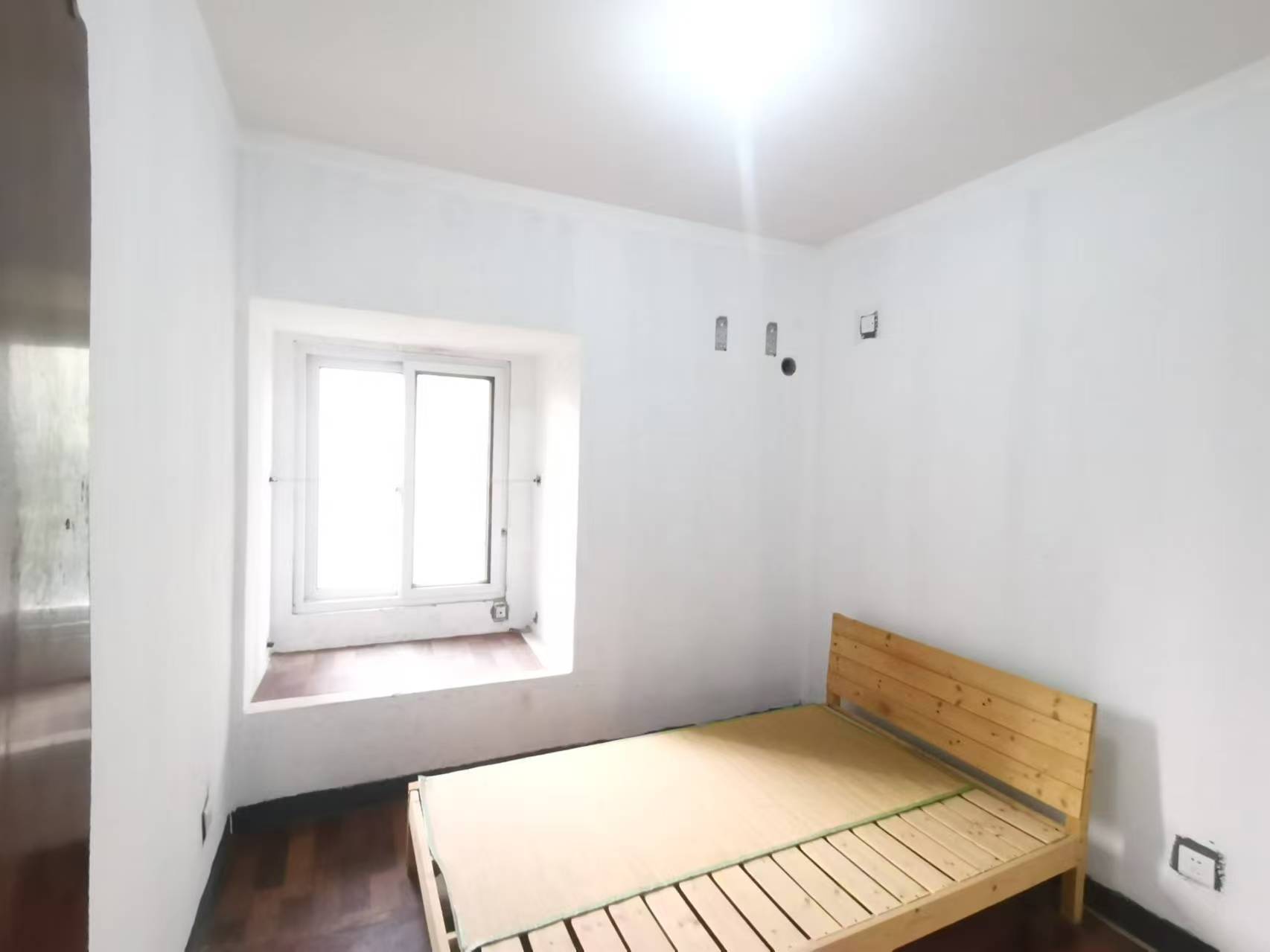 景瑞御府 3室2厅1卫 93m&sup2;