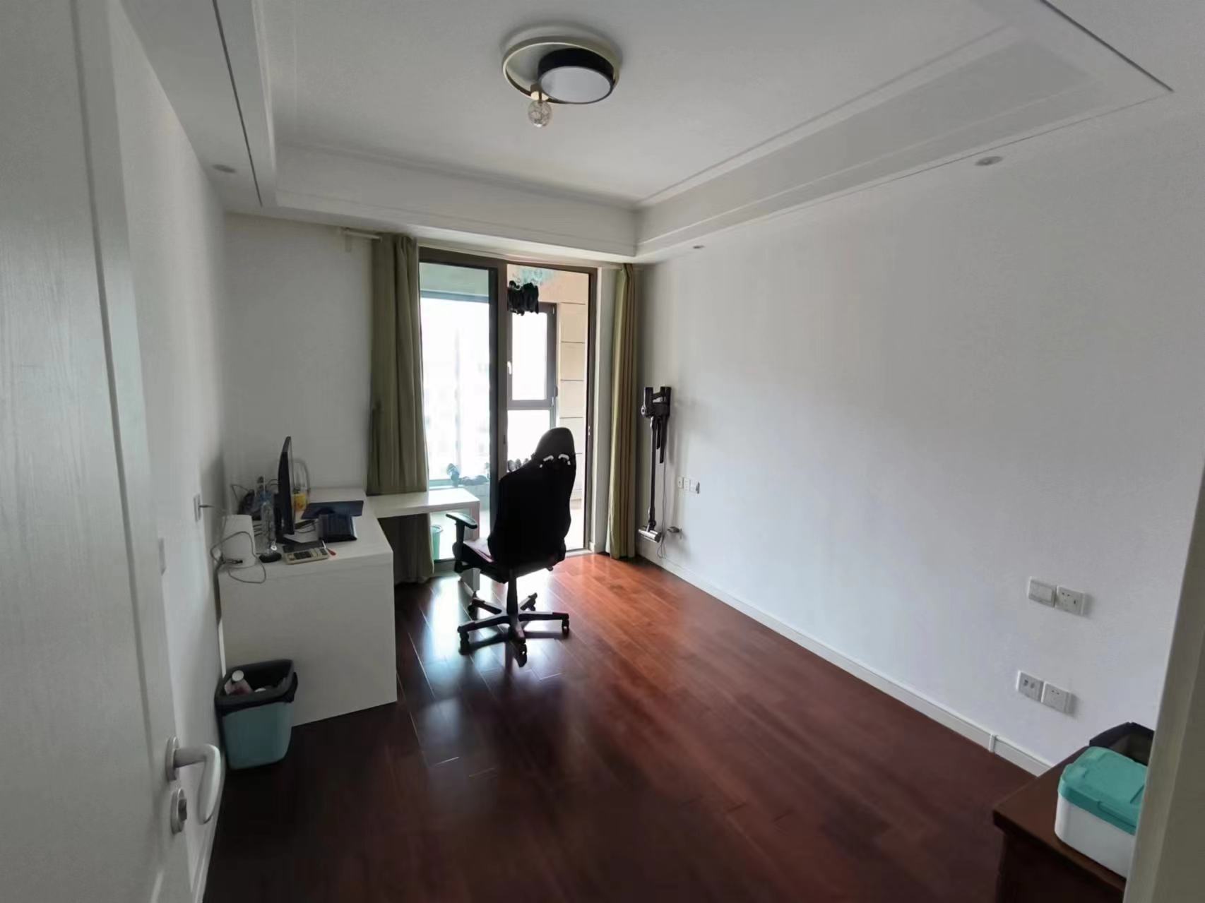 公馆1895 4室2厅2卫 136.5m&sup2;