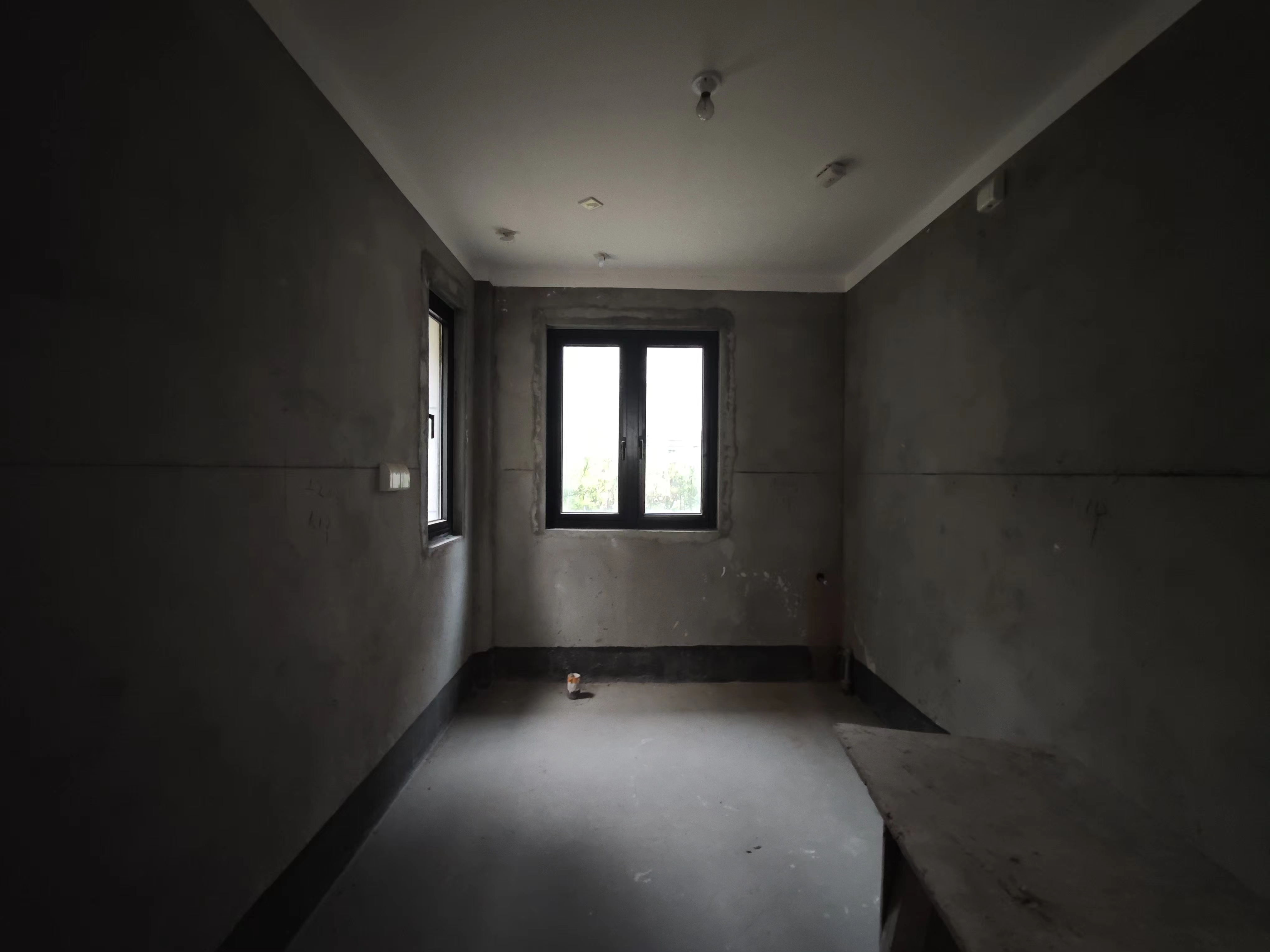山水壹号 4室2厅3卫 270.98m&sup2;