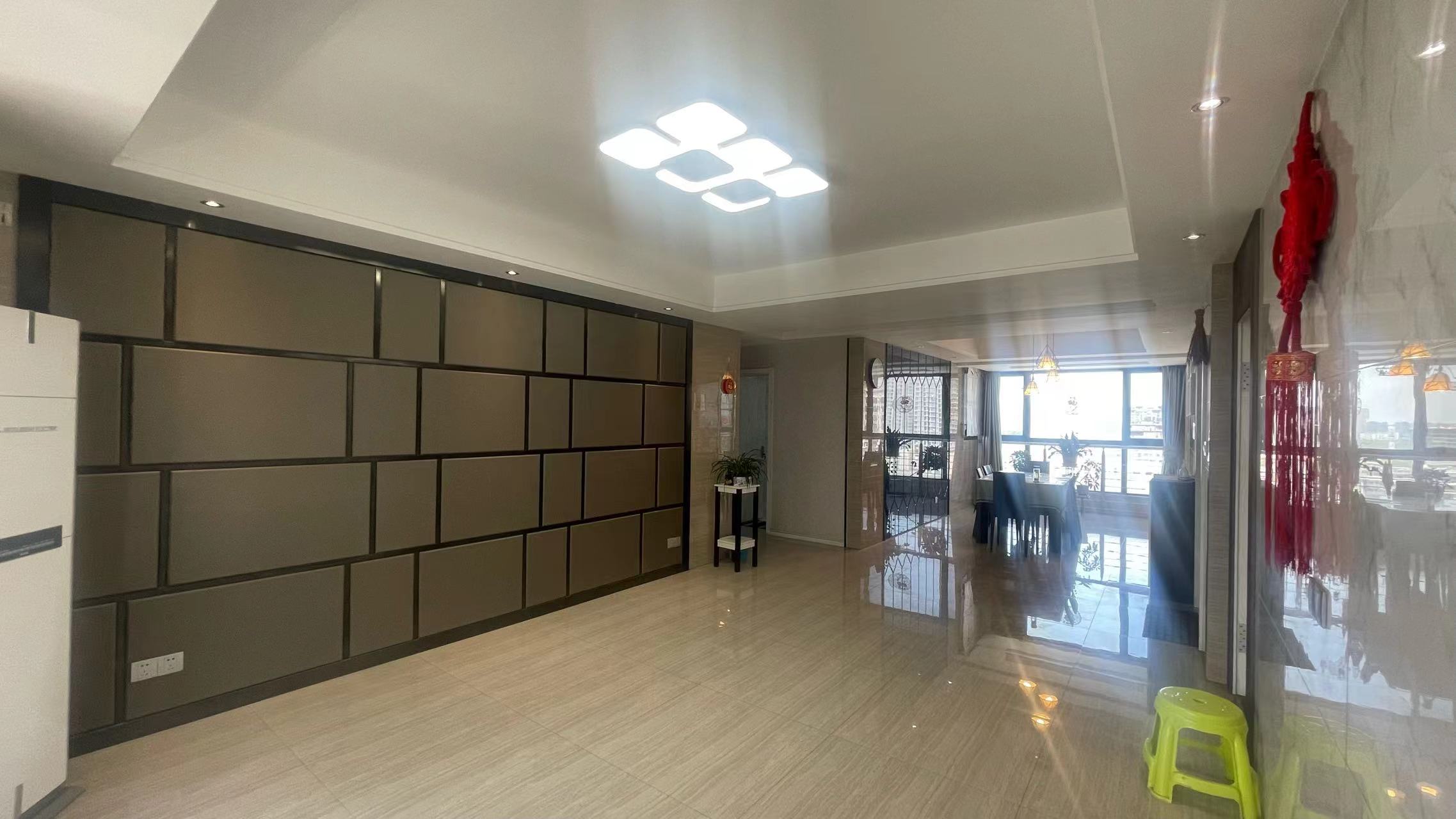中港城世家 3室2厅2卫 139.77m&sup2;