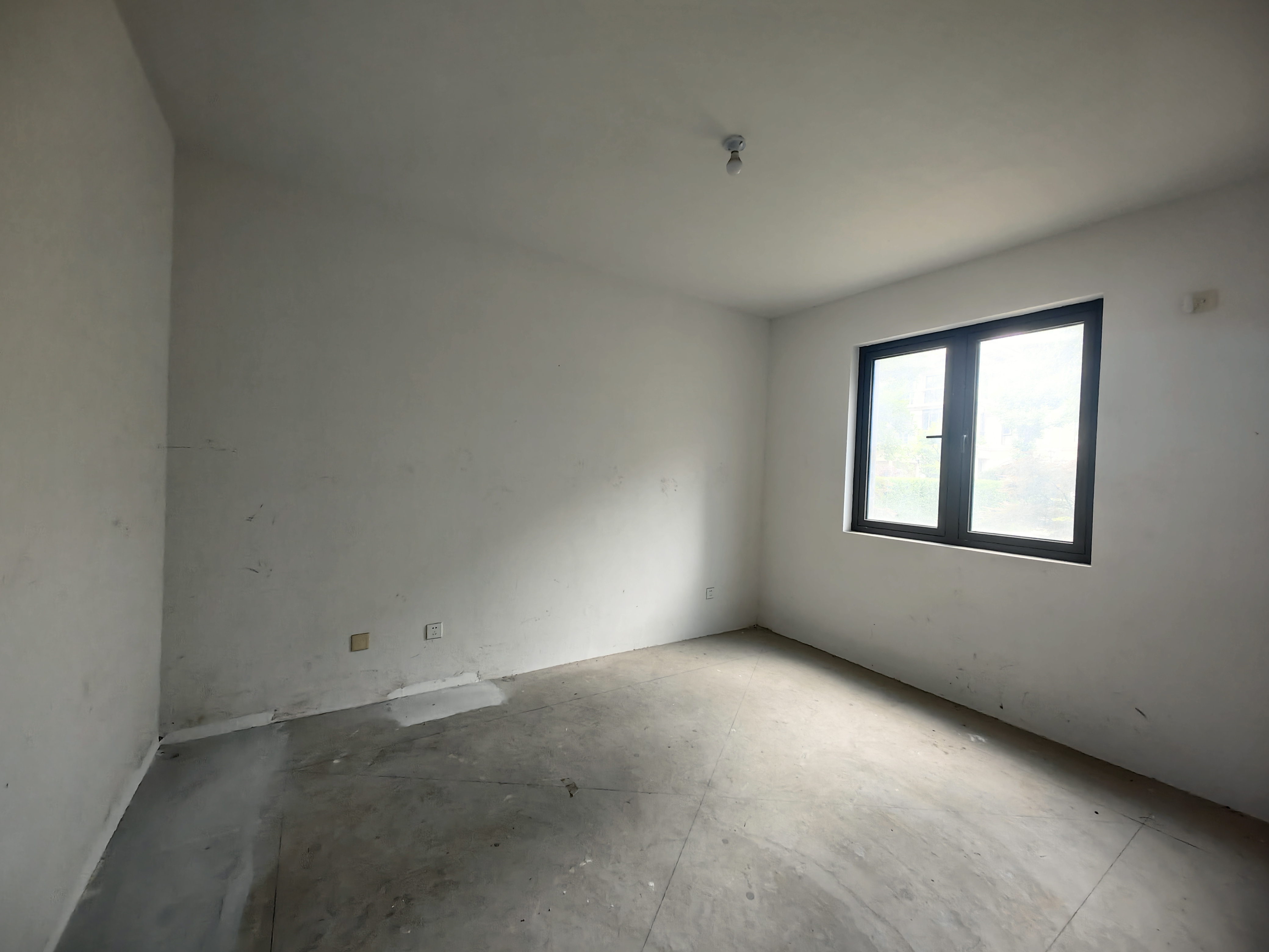 城市嘉苑 4室2厅3卫 229.00m&sup2;
