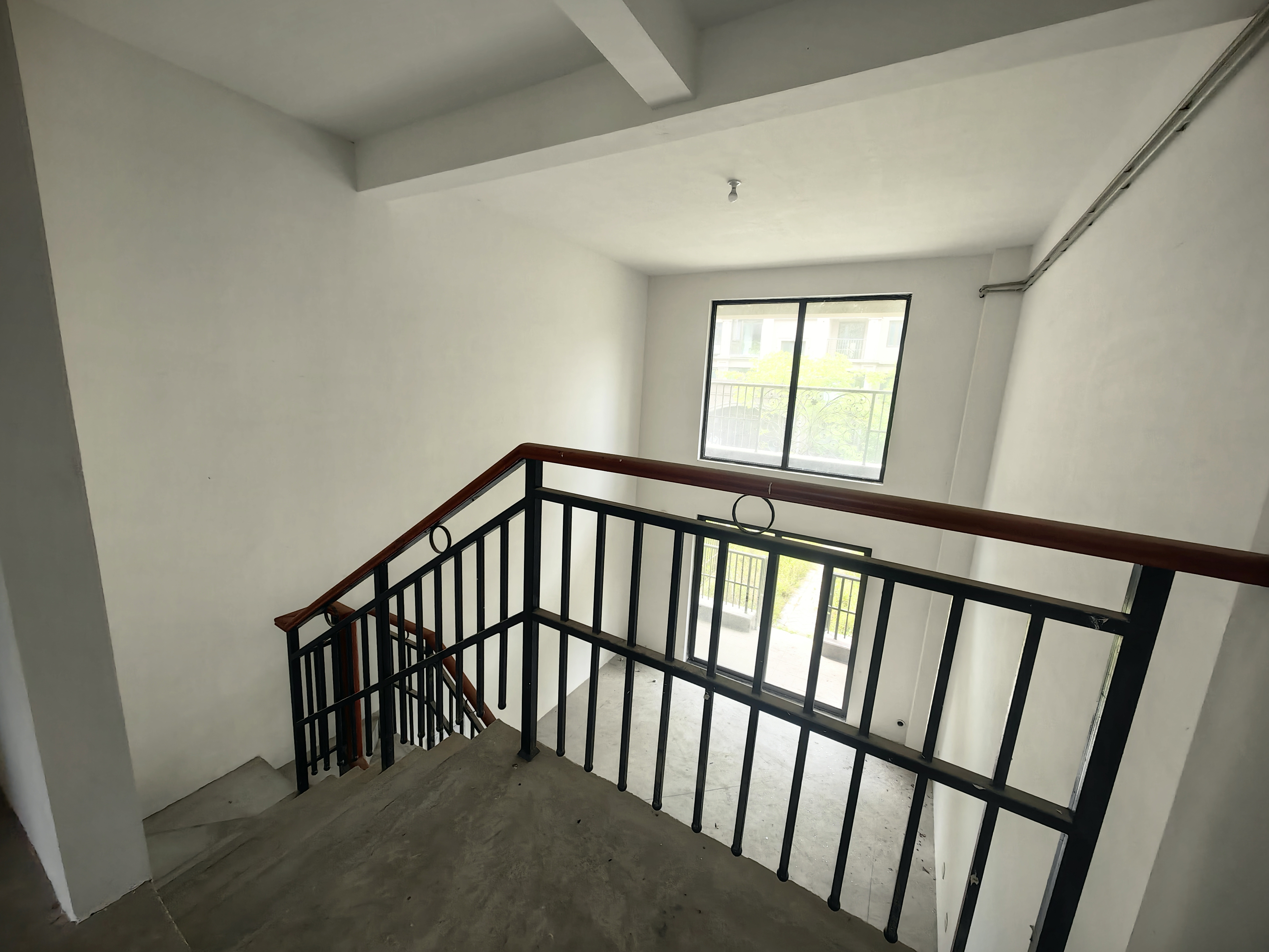 城市嘉苑 4室2厅3卫 229.00m&sup2;