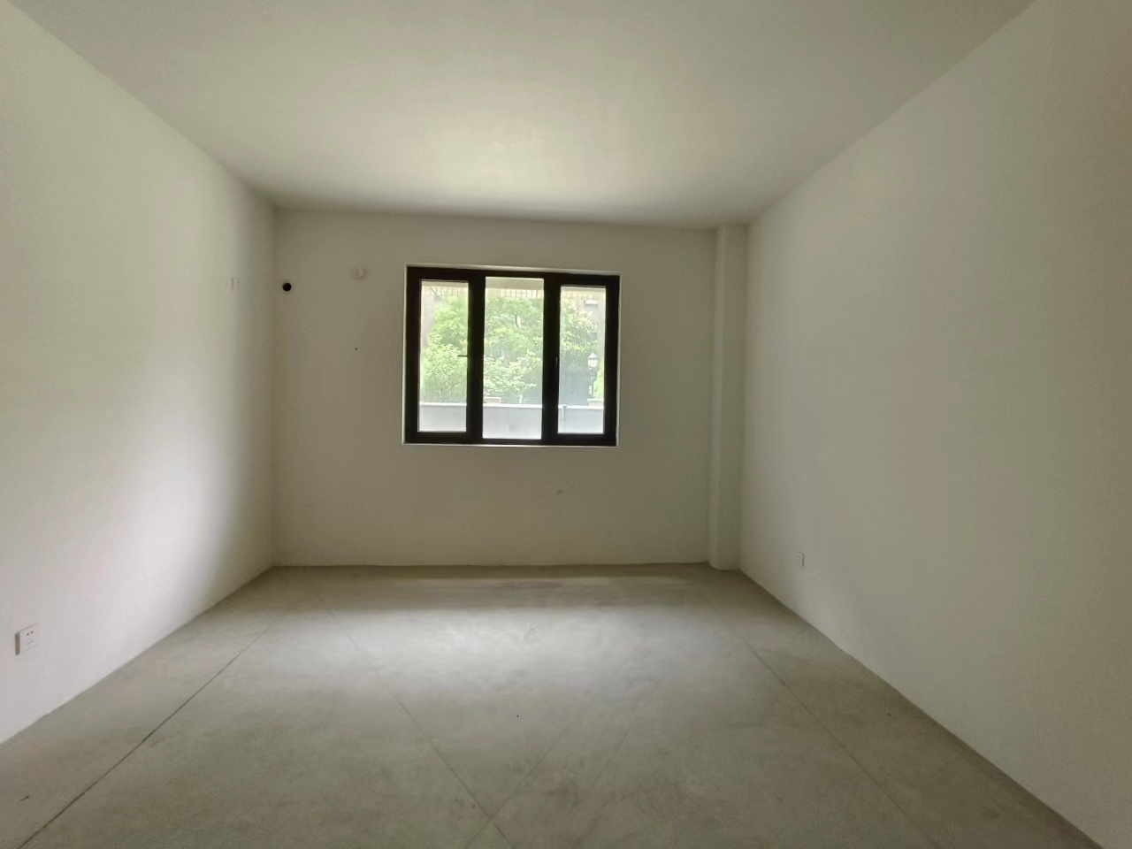城市嘉苑 4室2厅3卫 229.00m&sup2;