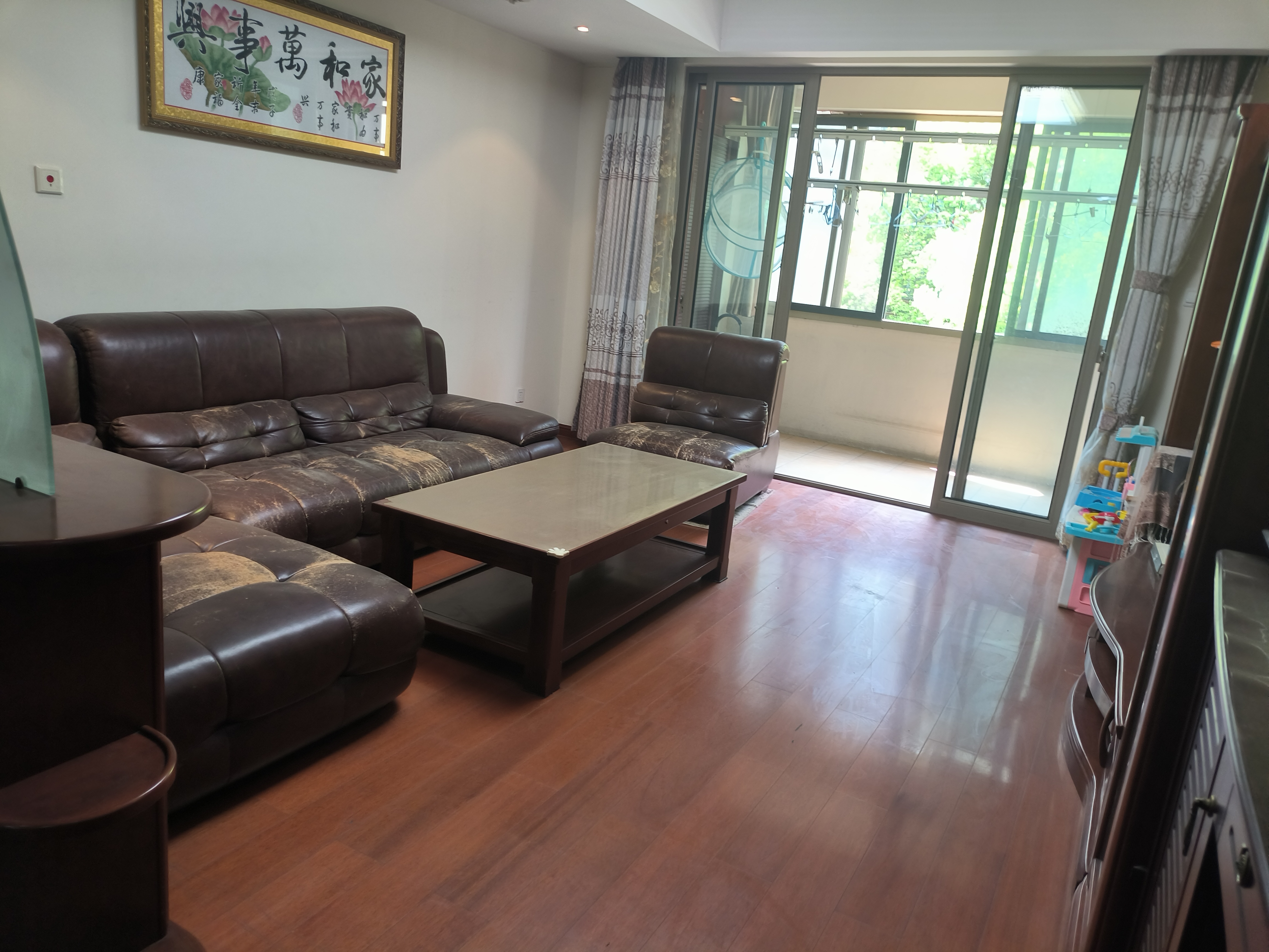 优山美地花园北区 3室2厅2卫 143m²