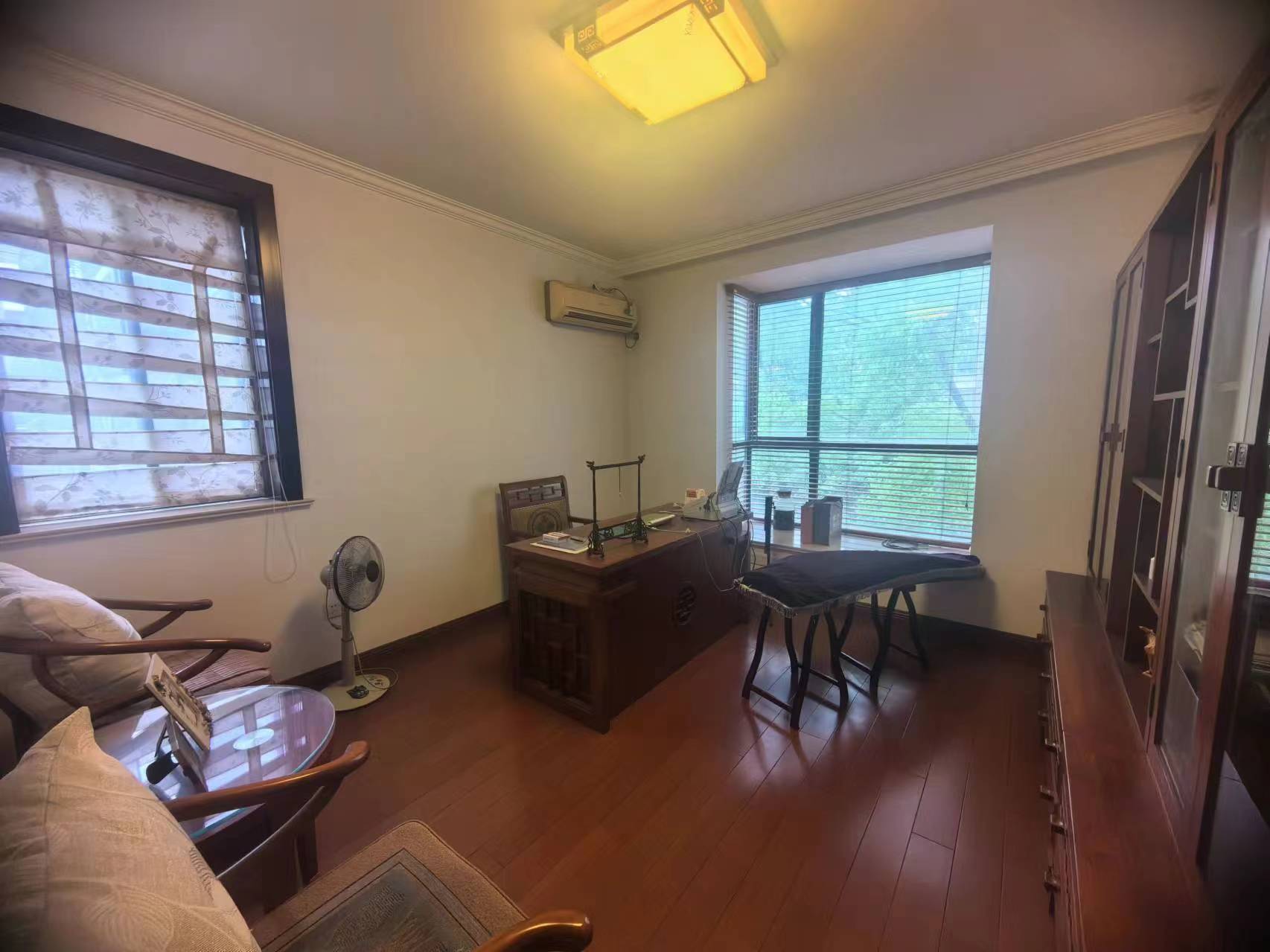 金桥人家 3室2厅2卫 143.89m²