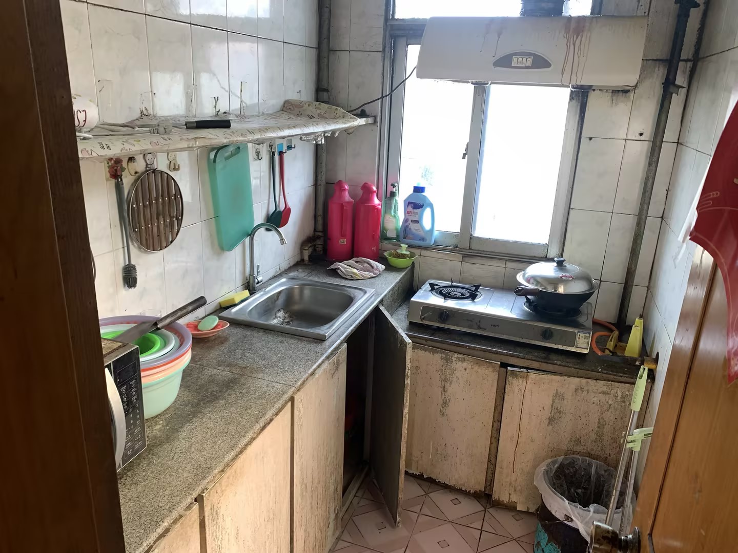 虹桥新村(朝霞路) 2室1厅1卫 62.00m&sup2;