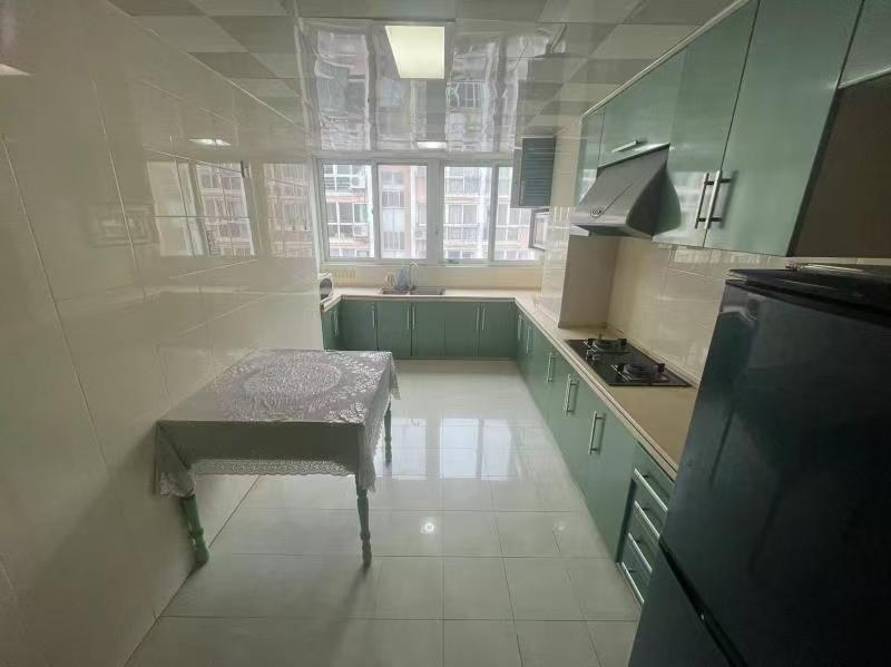 东昇花园 3室1厅1卫 121.77m&sup2;