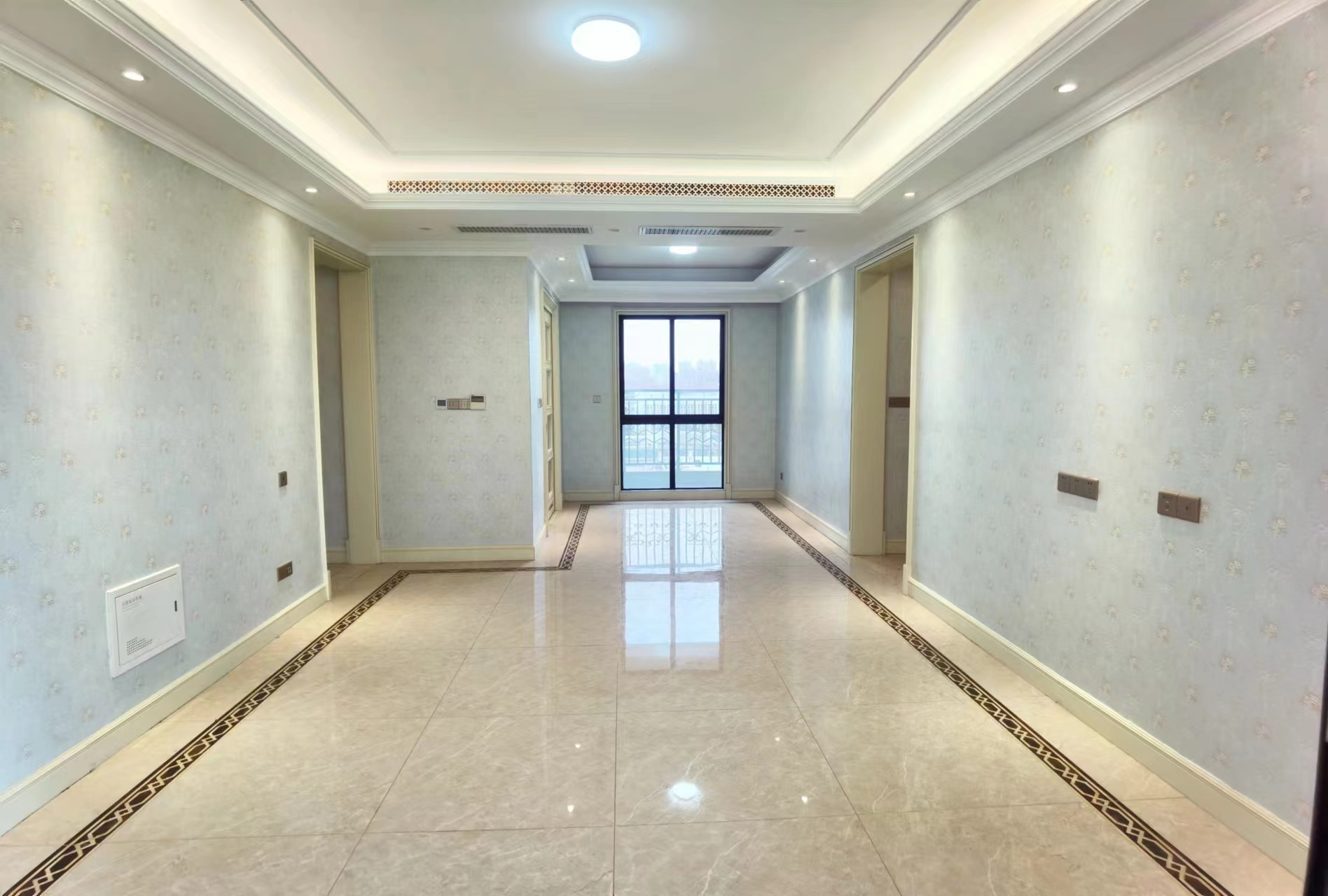 中海铂樾府 4室2厅2卫 141m&sup2;
