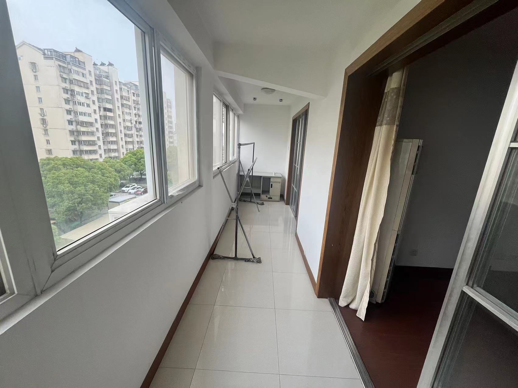天勤家园 3室2厅2卫 143.00m&sup2;