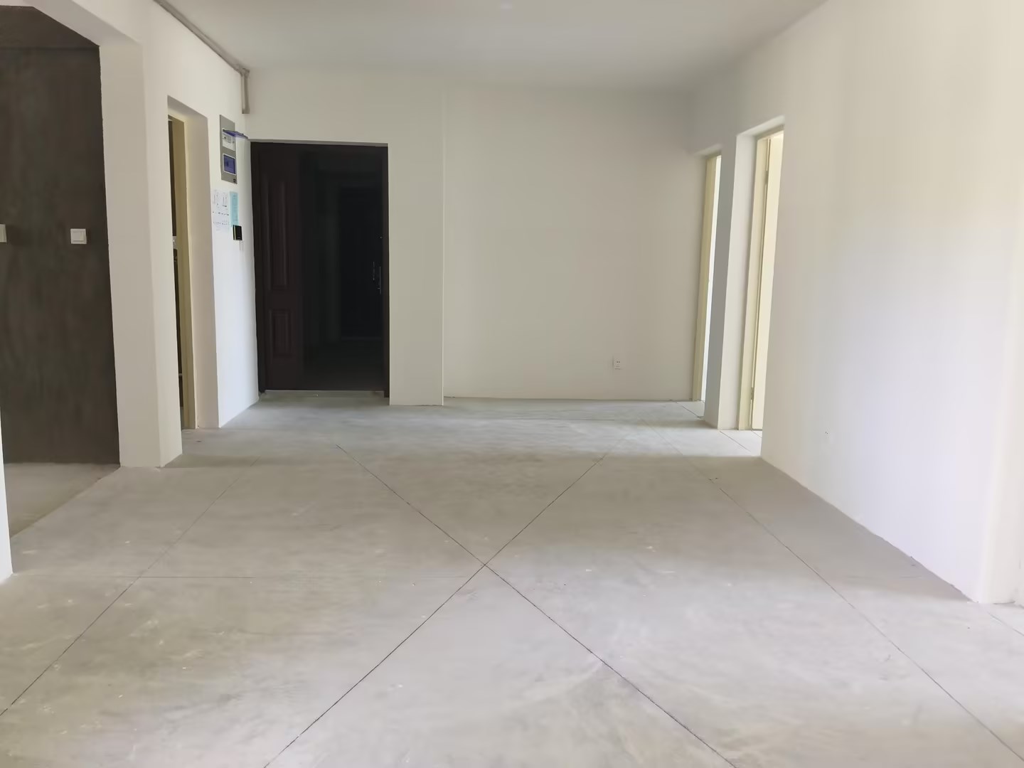 和润花苑 3室2厅1卫 129m²