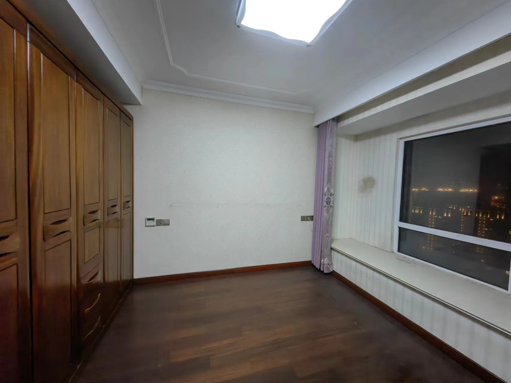 中海碧林湾 4室2厅2卫 128m&sup2;