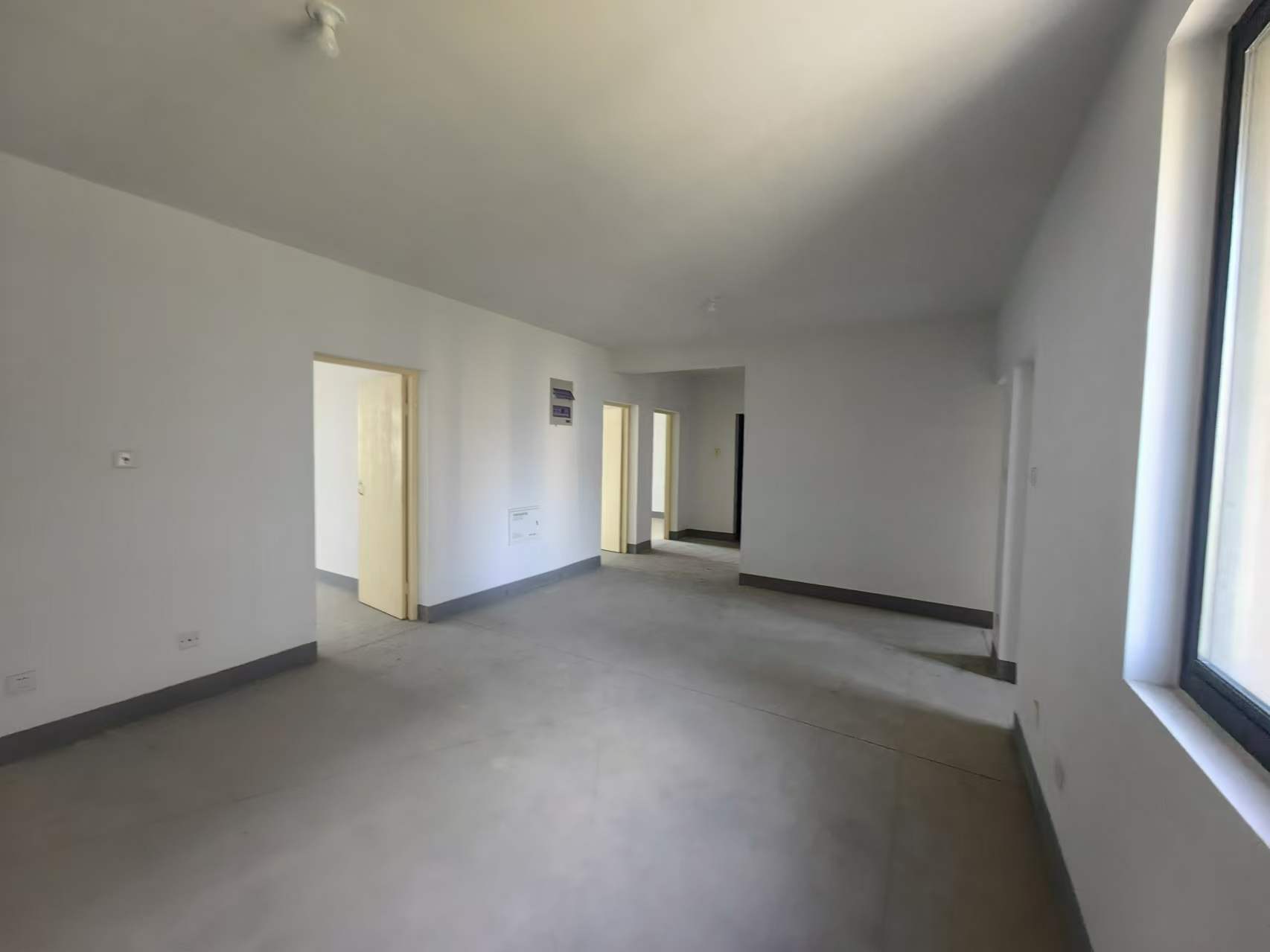 中桥名邸 3室2厅1卫 125.00m&sup2;