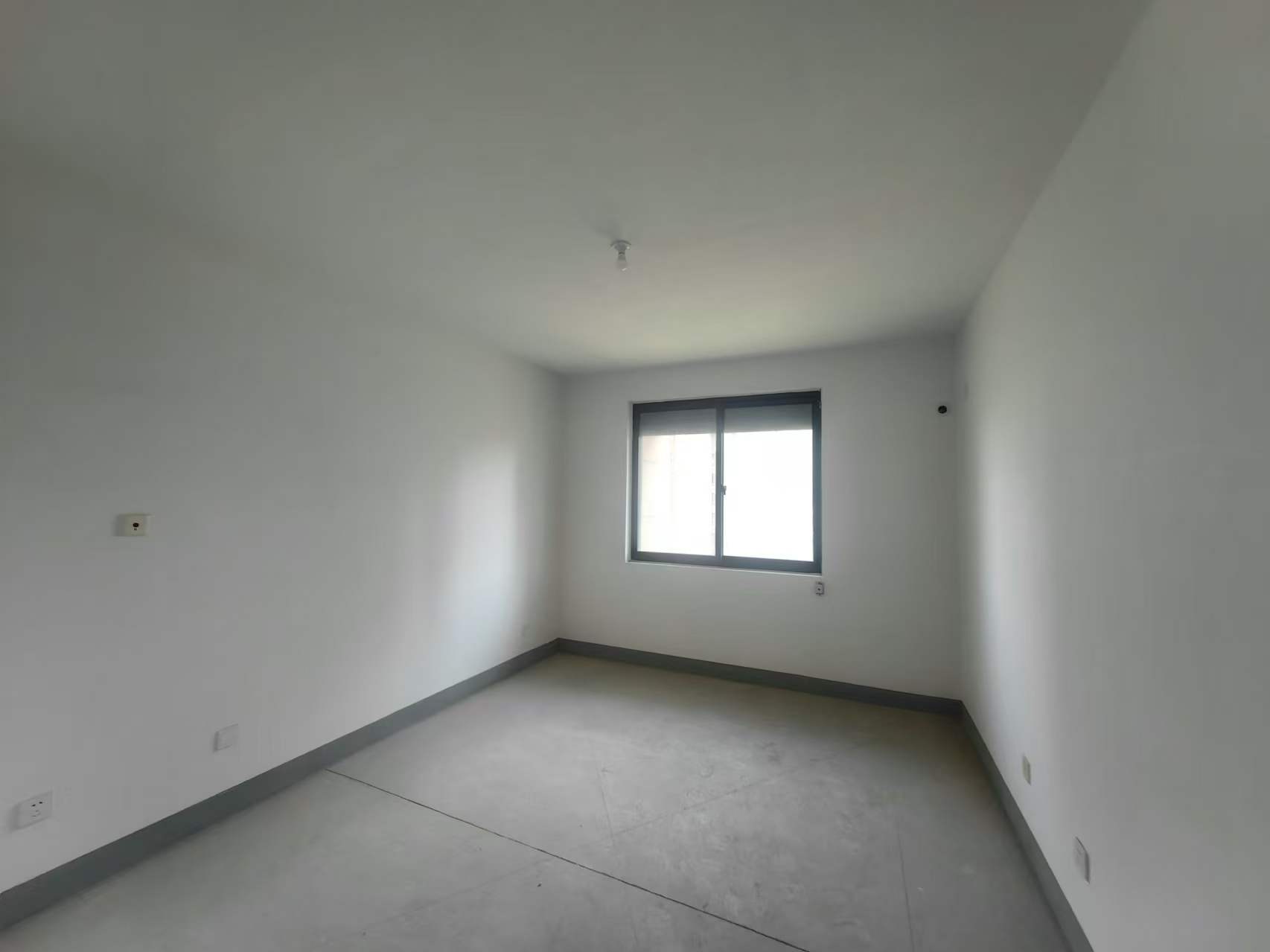 中桥名邸 3室2厅1卫 125.00m&sup2;