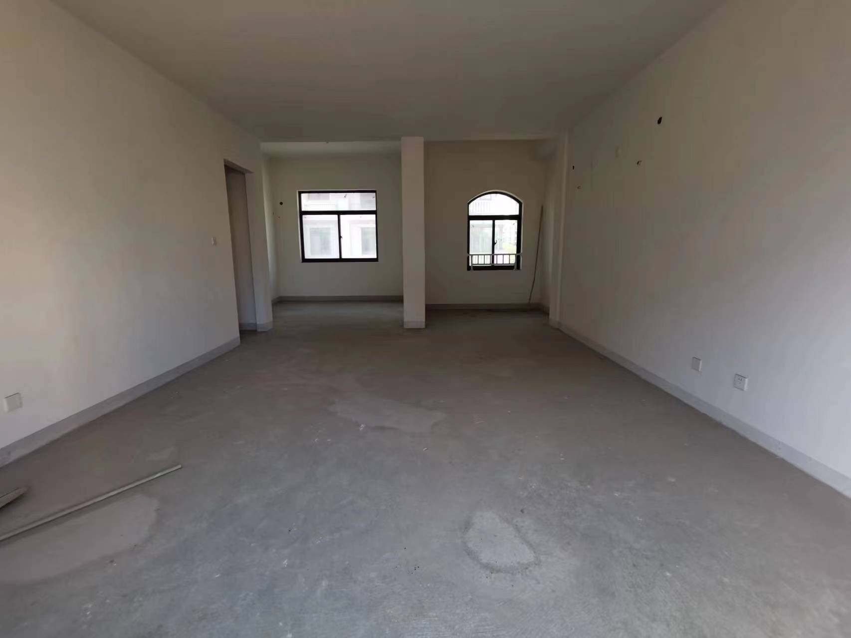 碧桂园(南通经济技术开发区) 4室3厅3卫 248.29m²