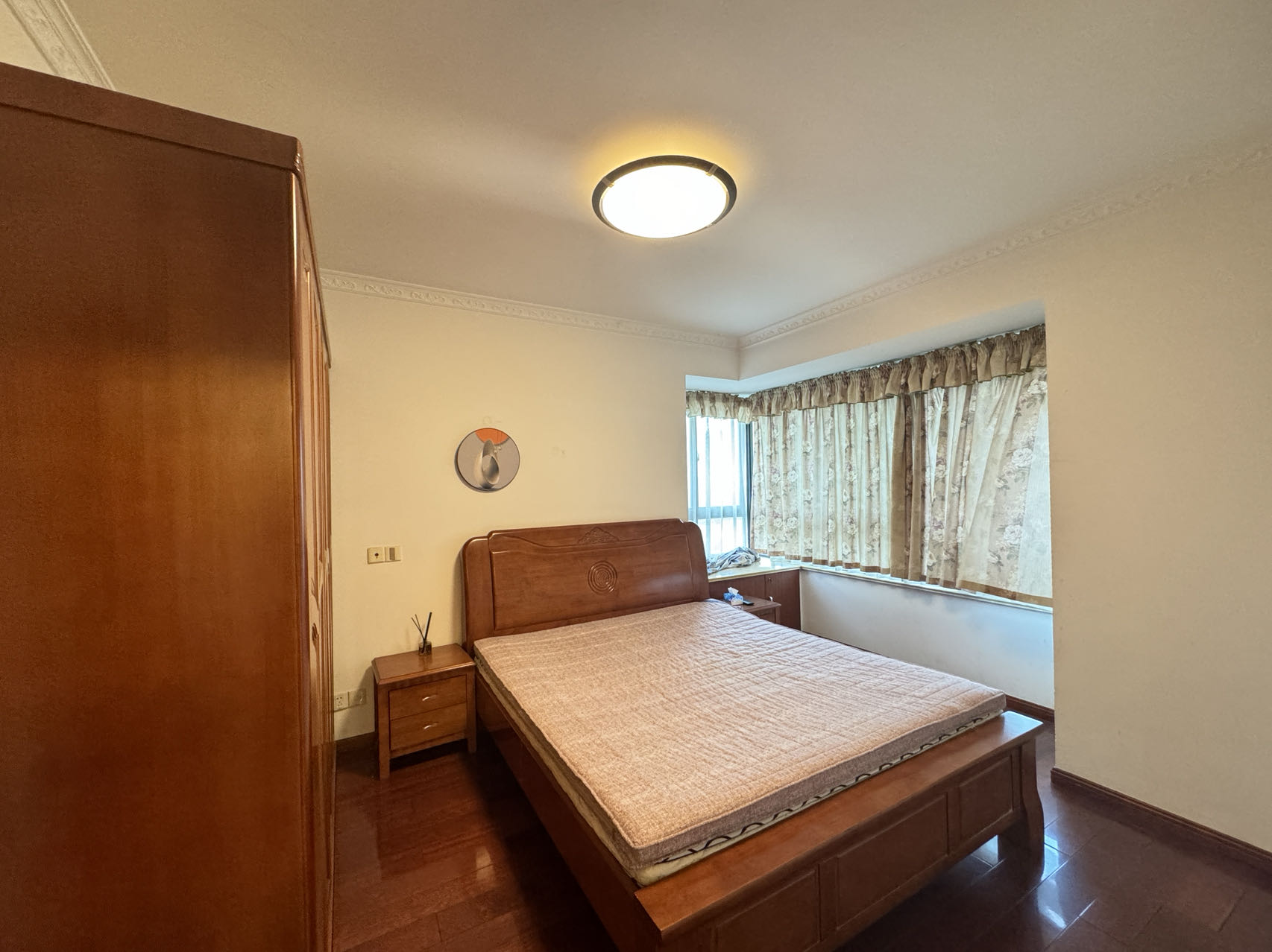 中港城 3室2厅1卫 89m&sup2;