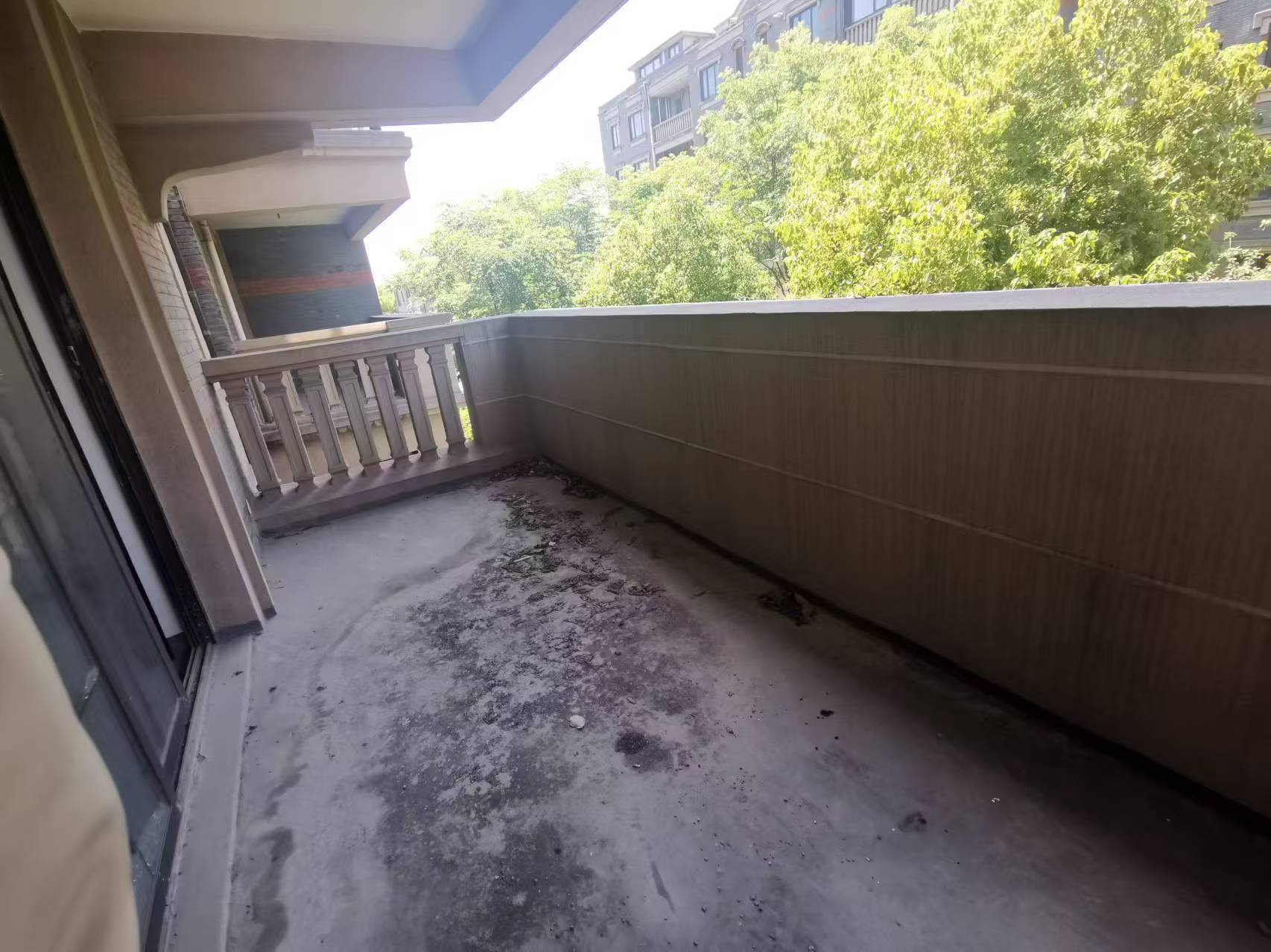 南通壹城水清木华 4室2厅2卫 239m&sup2;