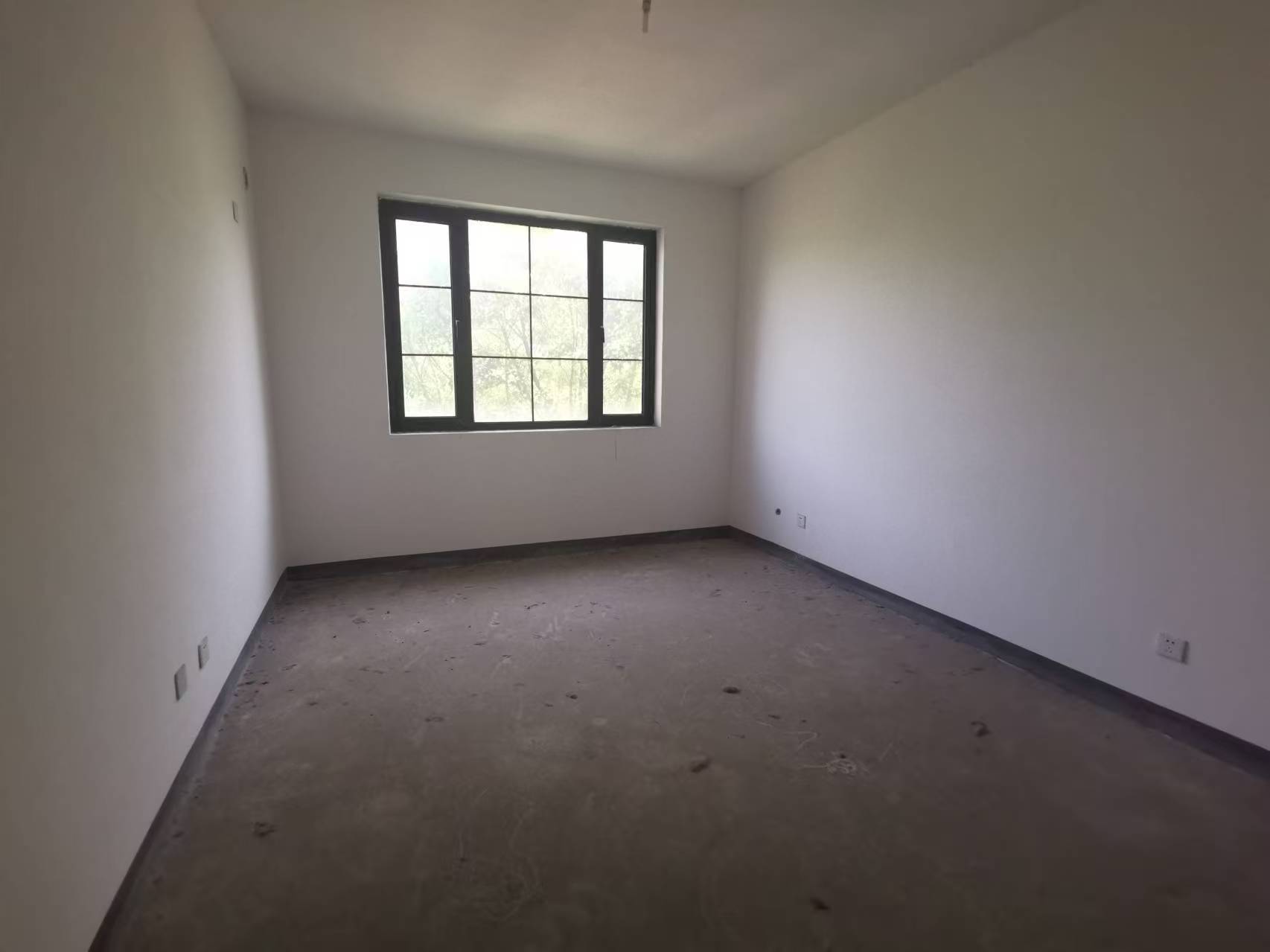 南通壹城水清木华 4室2厅2卫 239m&sup2;