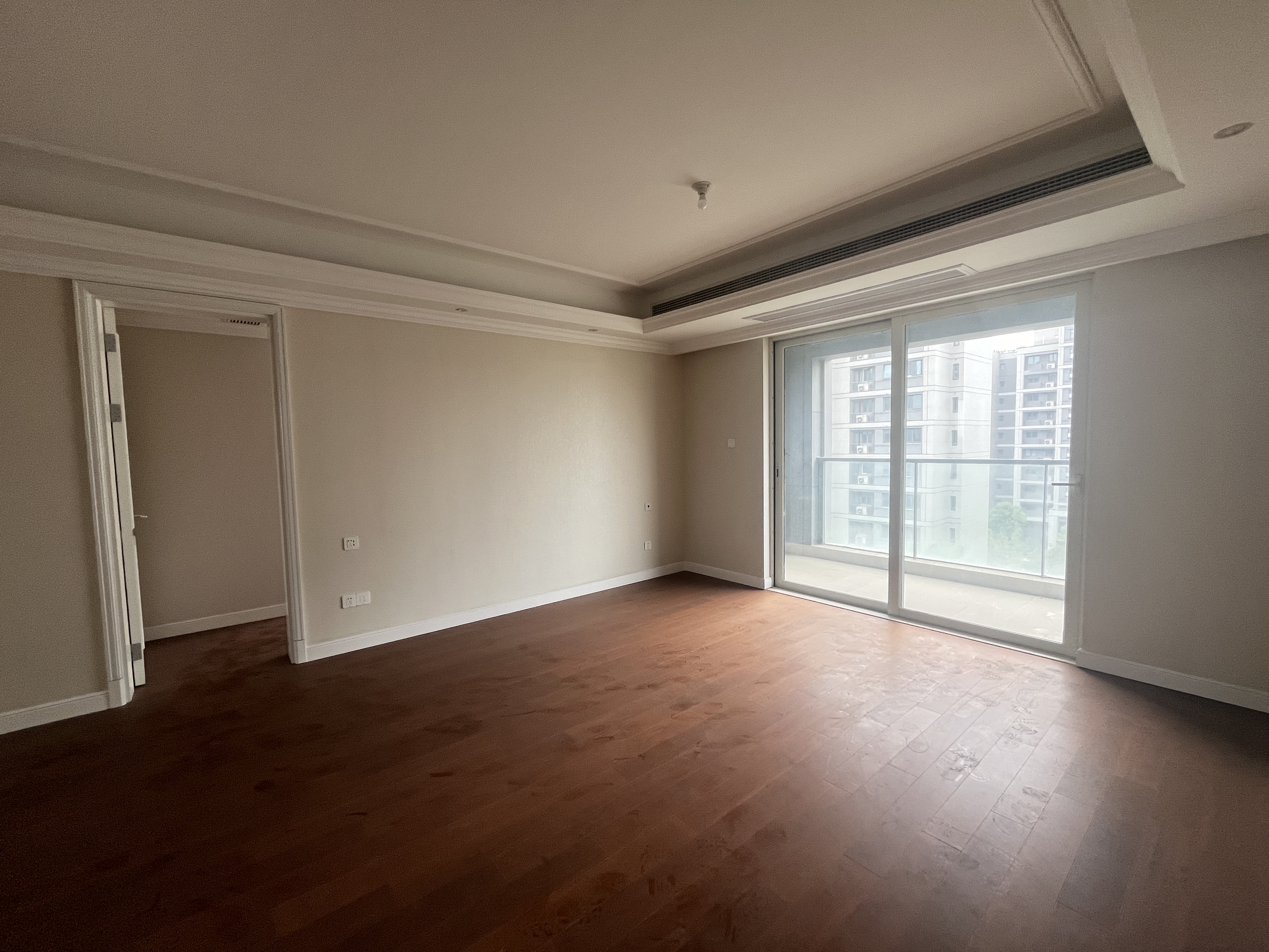 融创盛和九里桃源 3室2厅2卫 126m²