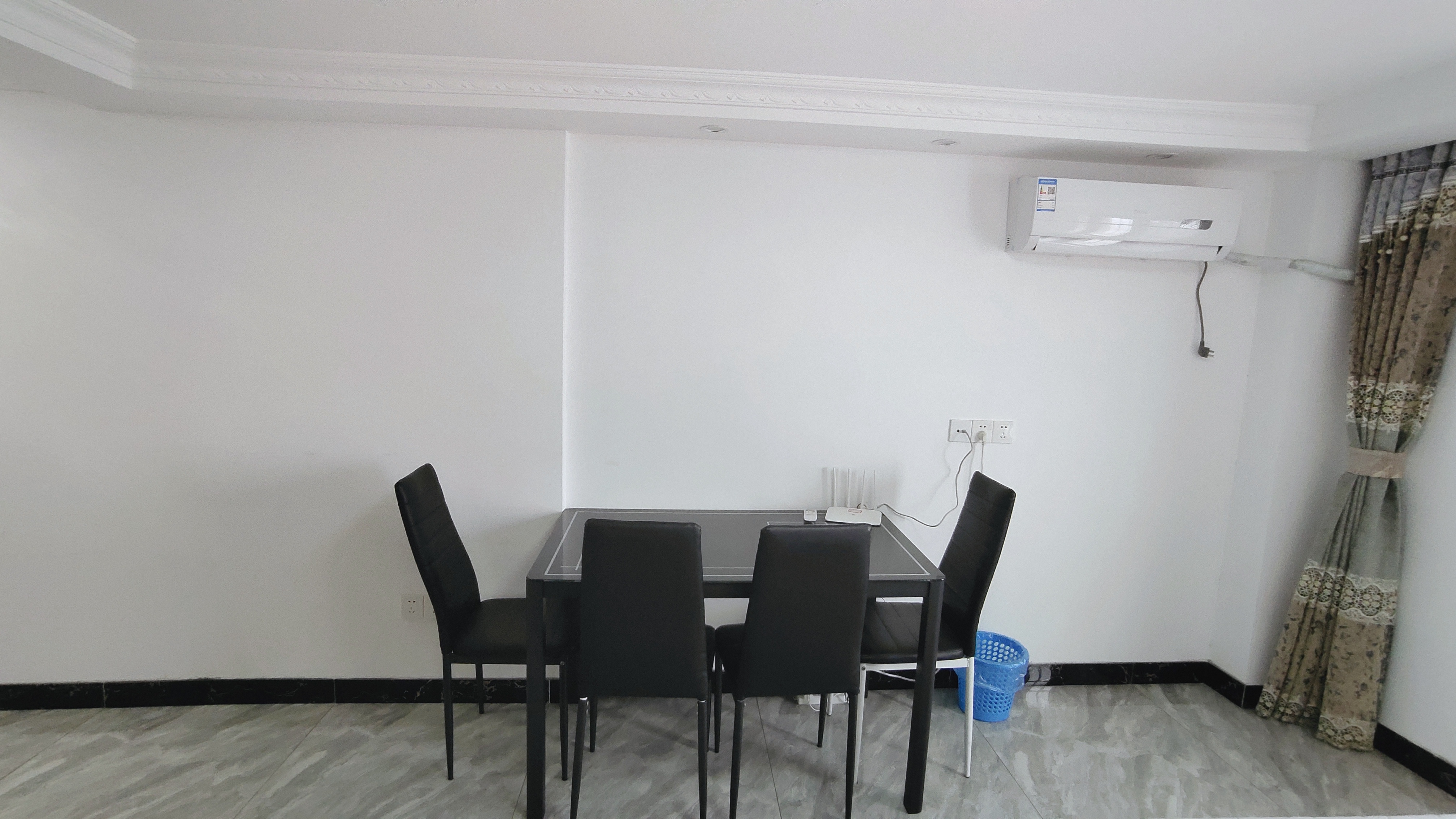 中房汇达广场 1室1厅1卫 50m&sup2;