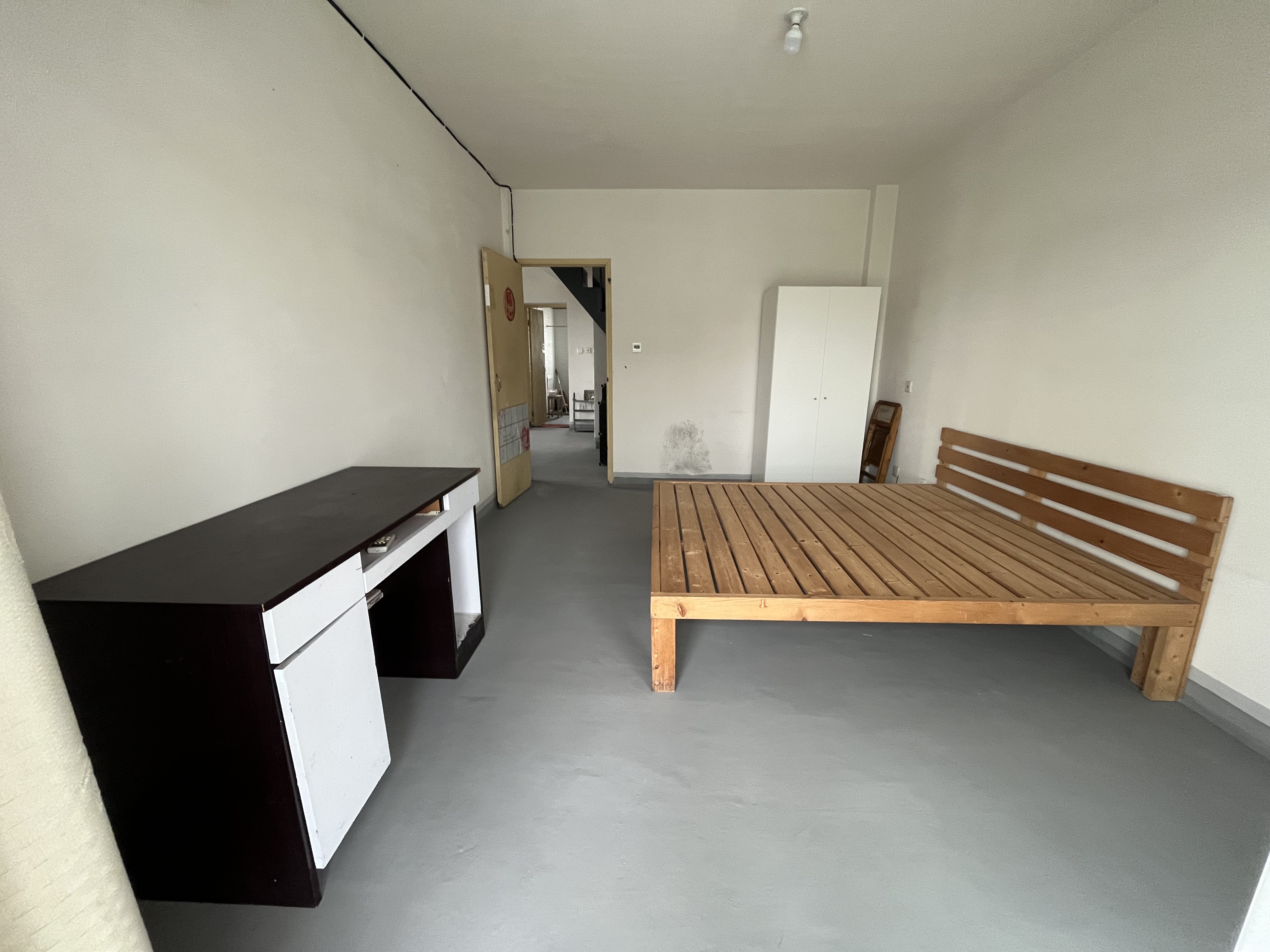 新港花苑 2室1厅1卫 90m&sup2;