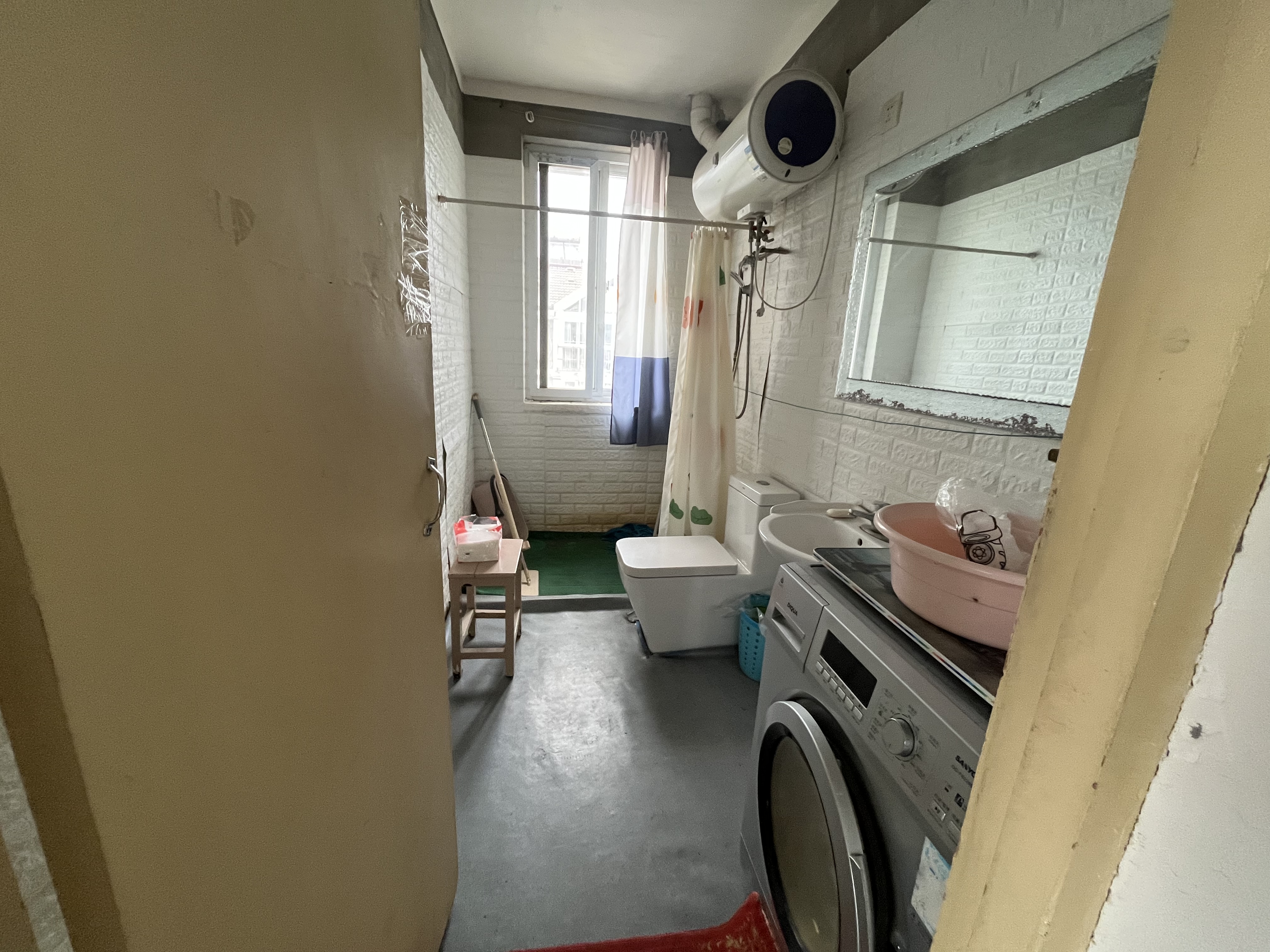 新港花苑 2室1厅1卫 90m&sup2;