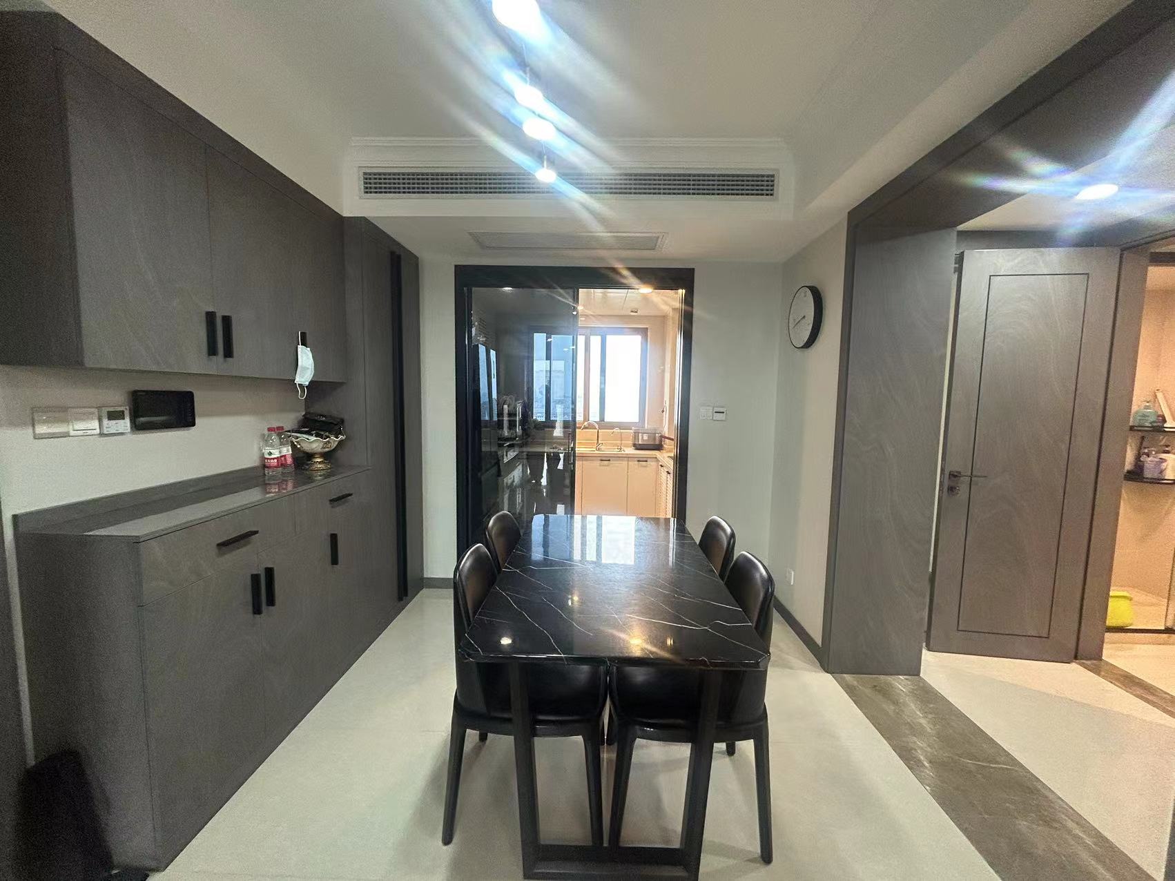 公馆1895 3室2厅2卫 117.27m²