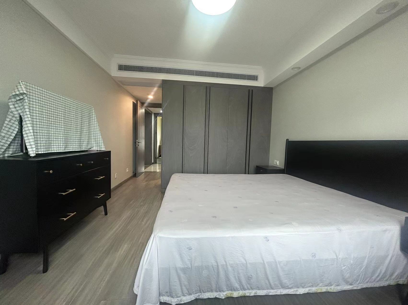 公馆1895 3室2厅2卫 117.27m²