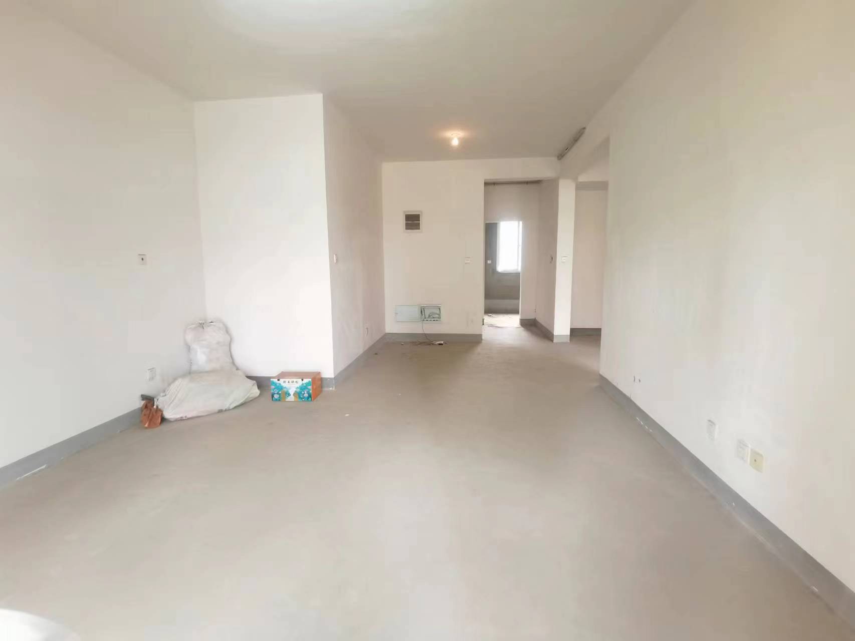 世茂公元 3室2厅3卫 174.42m&sup2;